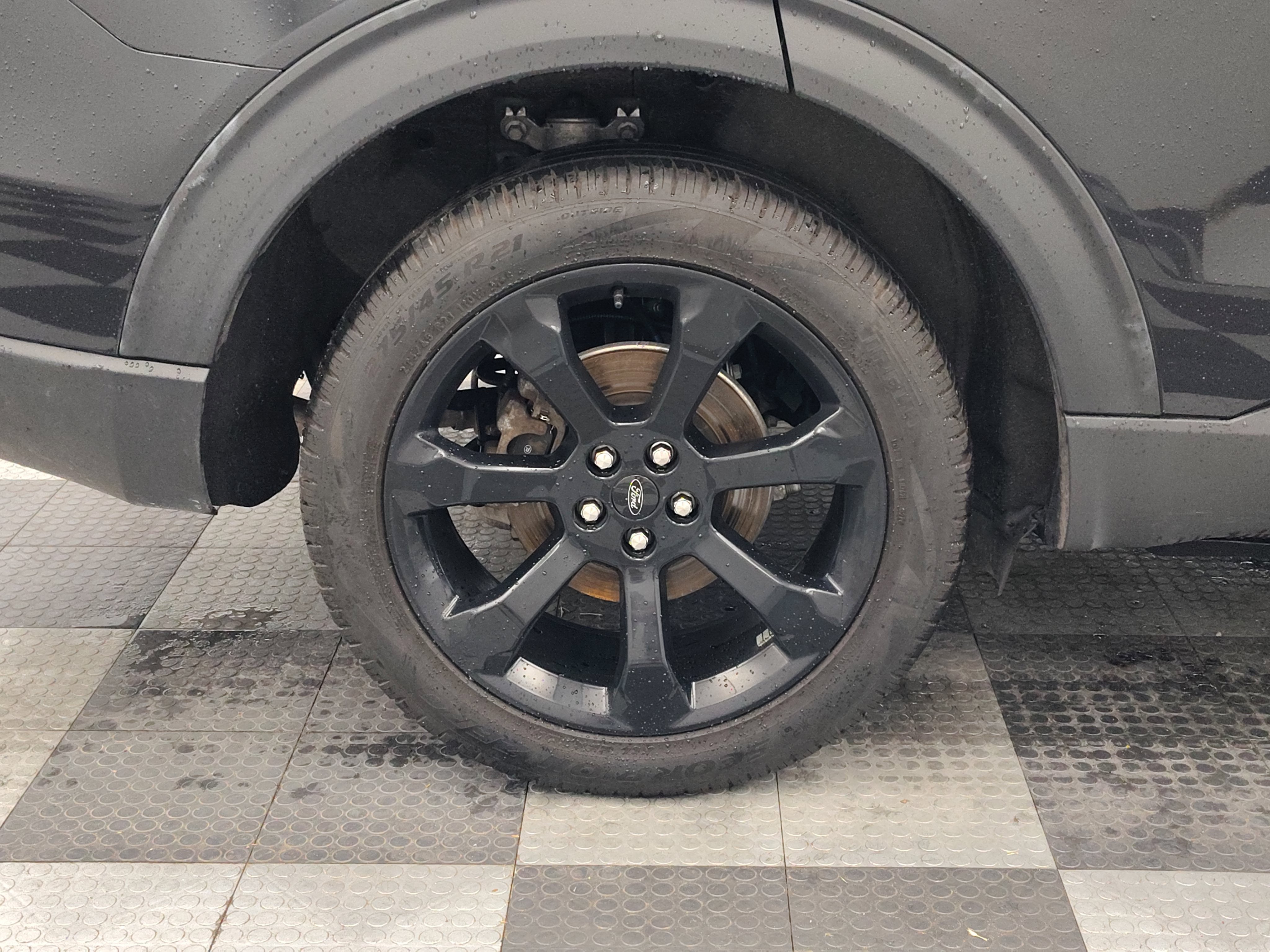 2024 Ford Explorer ST-Line
