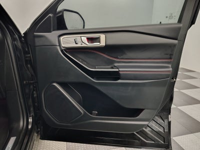 2024 Ford Explorer ST-Line