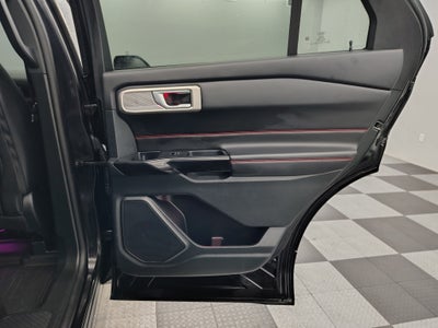 2024 Ford Explorer ST-Line