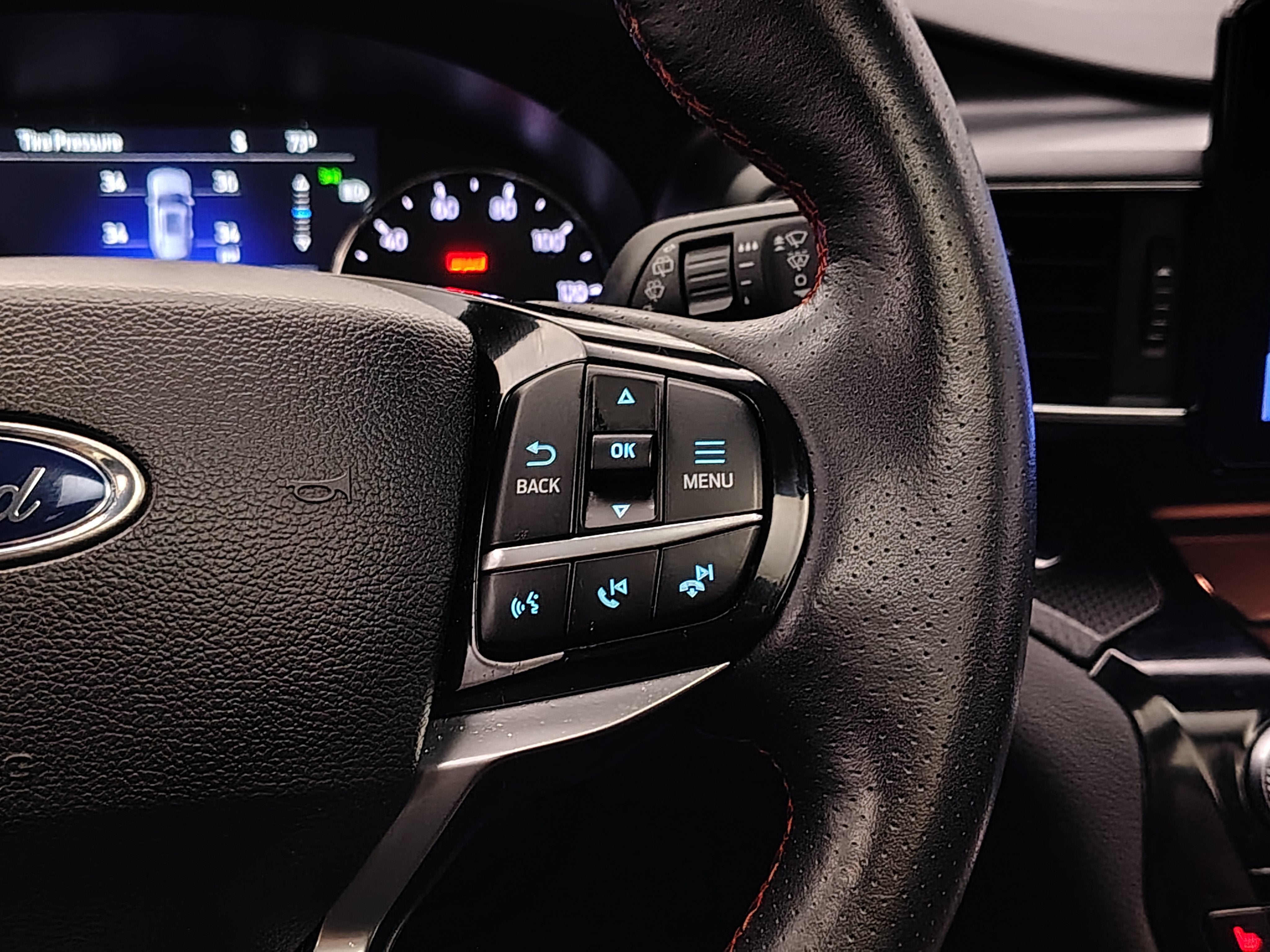 2024 Ford Explorer ST-Line