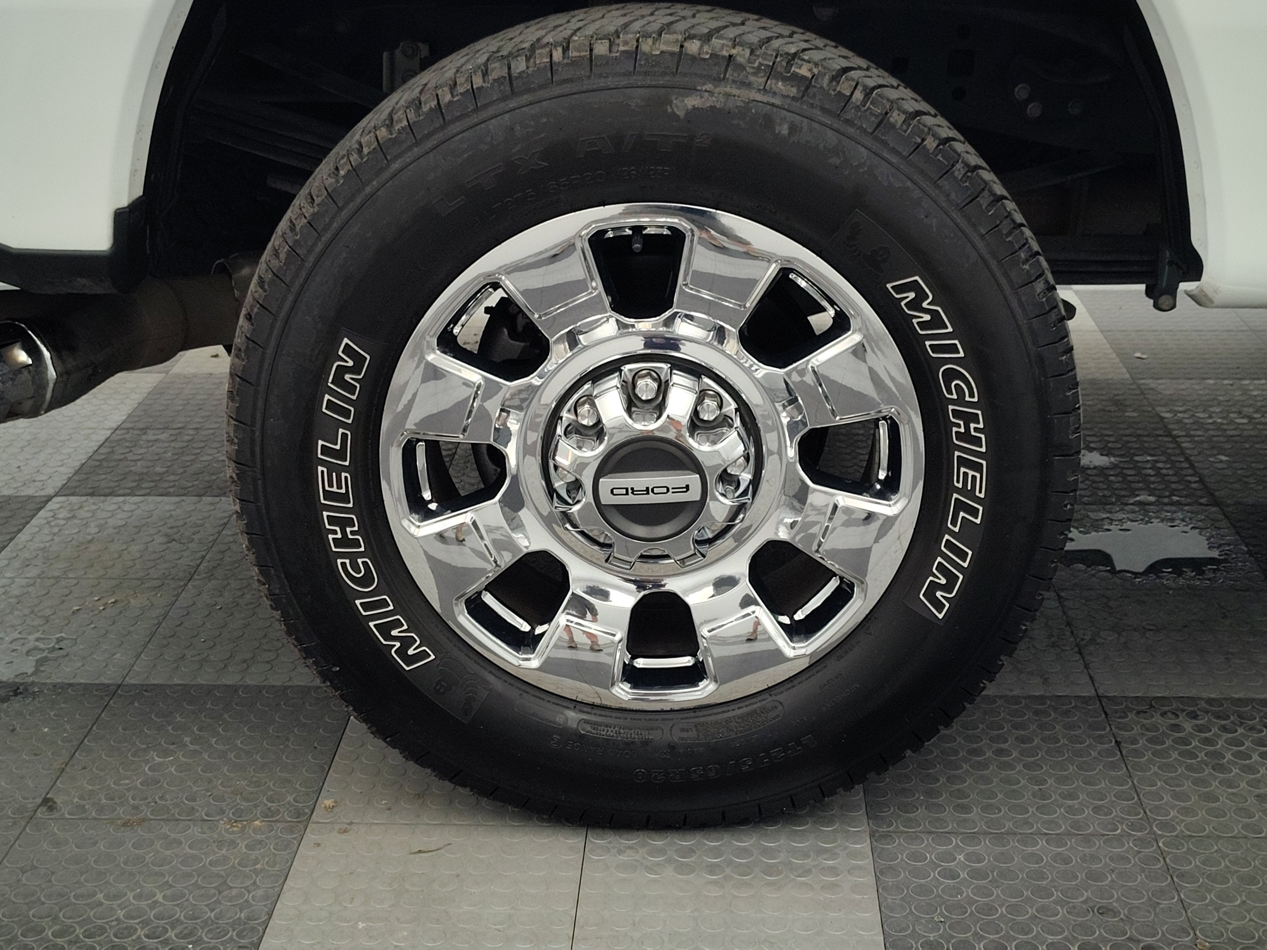 2023 Ford F-350 Lariat Super Duty