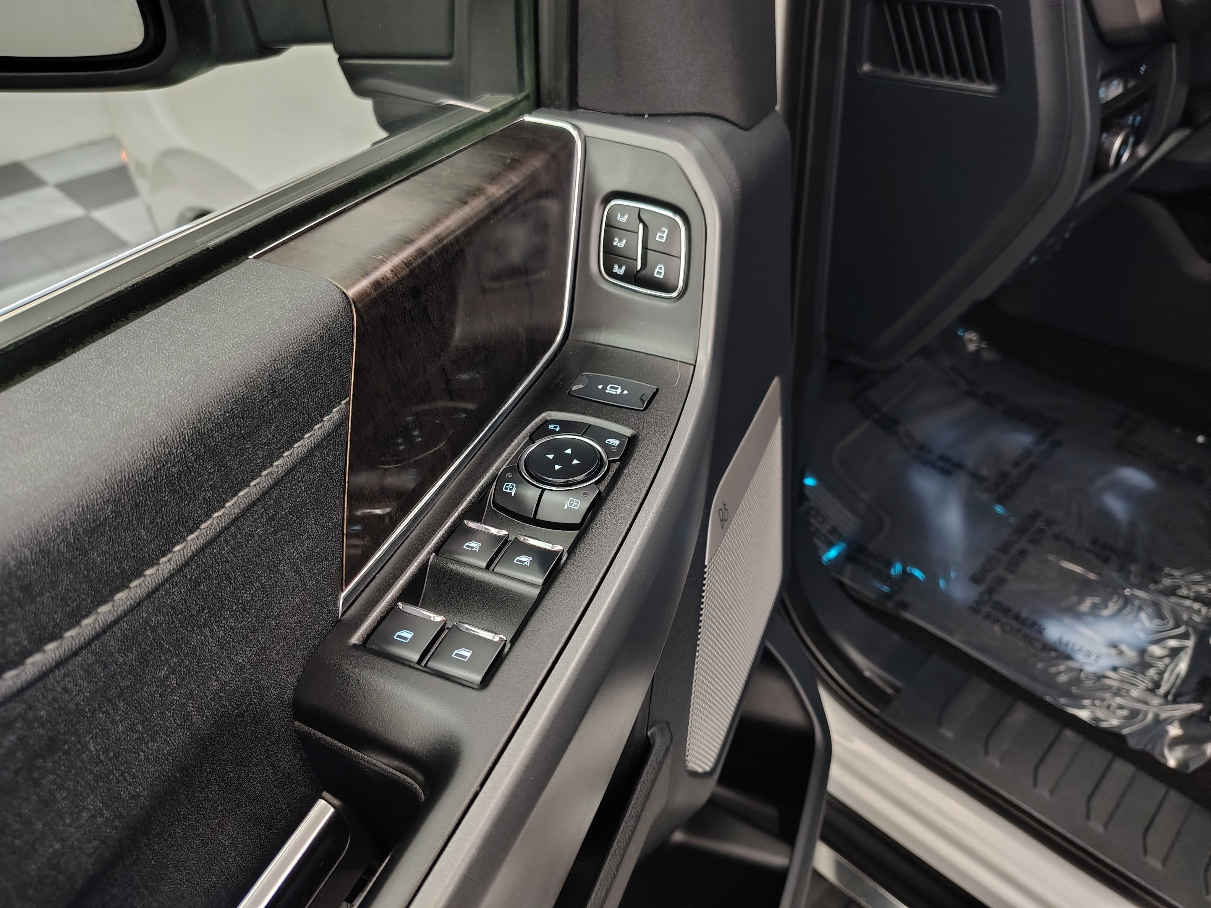 2023 Ford F-350 Lariat Super Duty