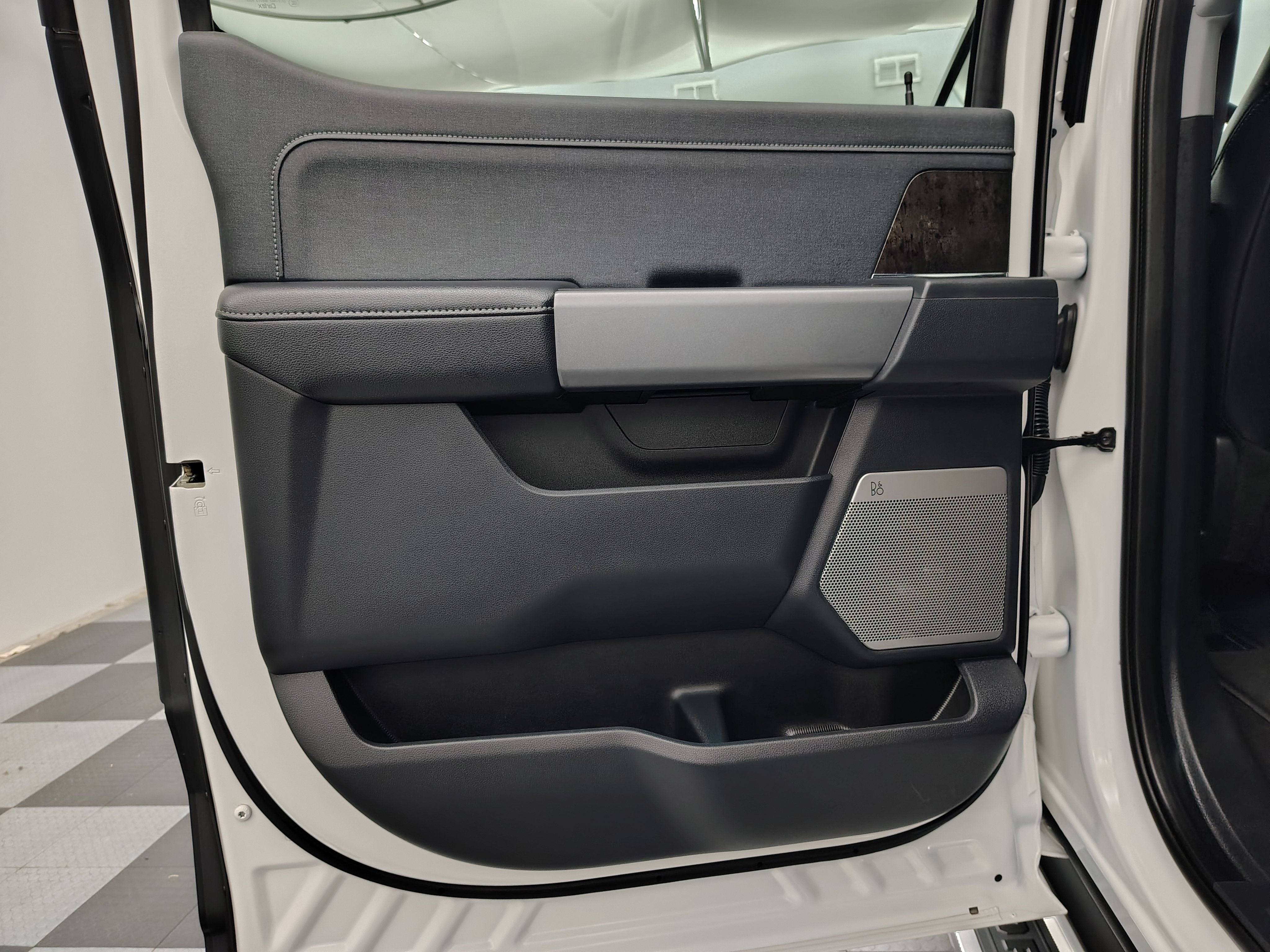 2023 Ford F-350 Lariat Super Duty