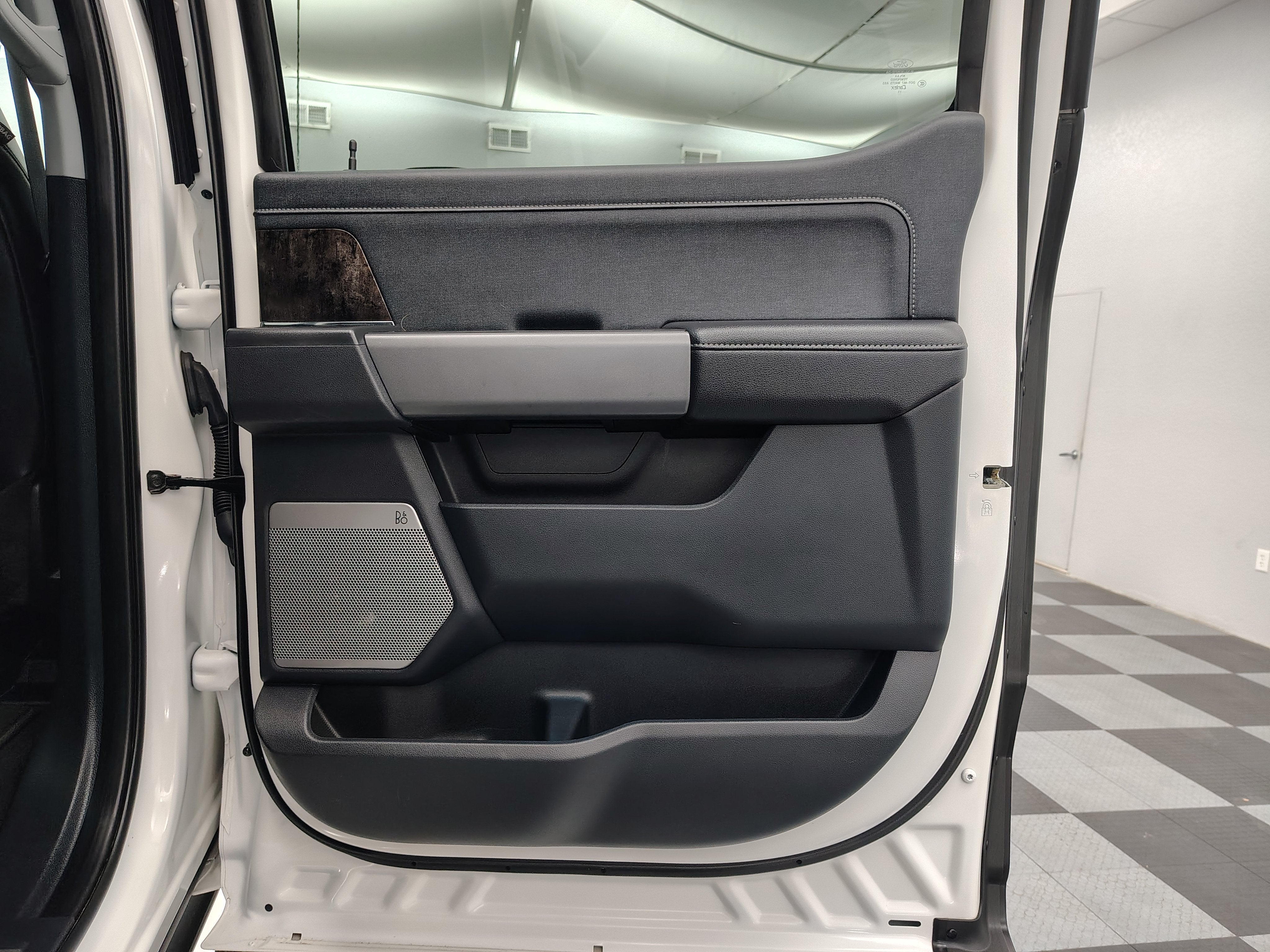 2023 Ford F-350 Lariat Super Duty