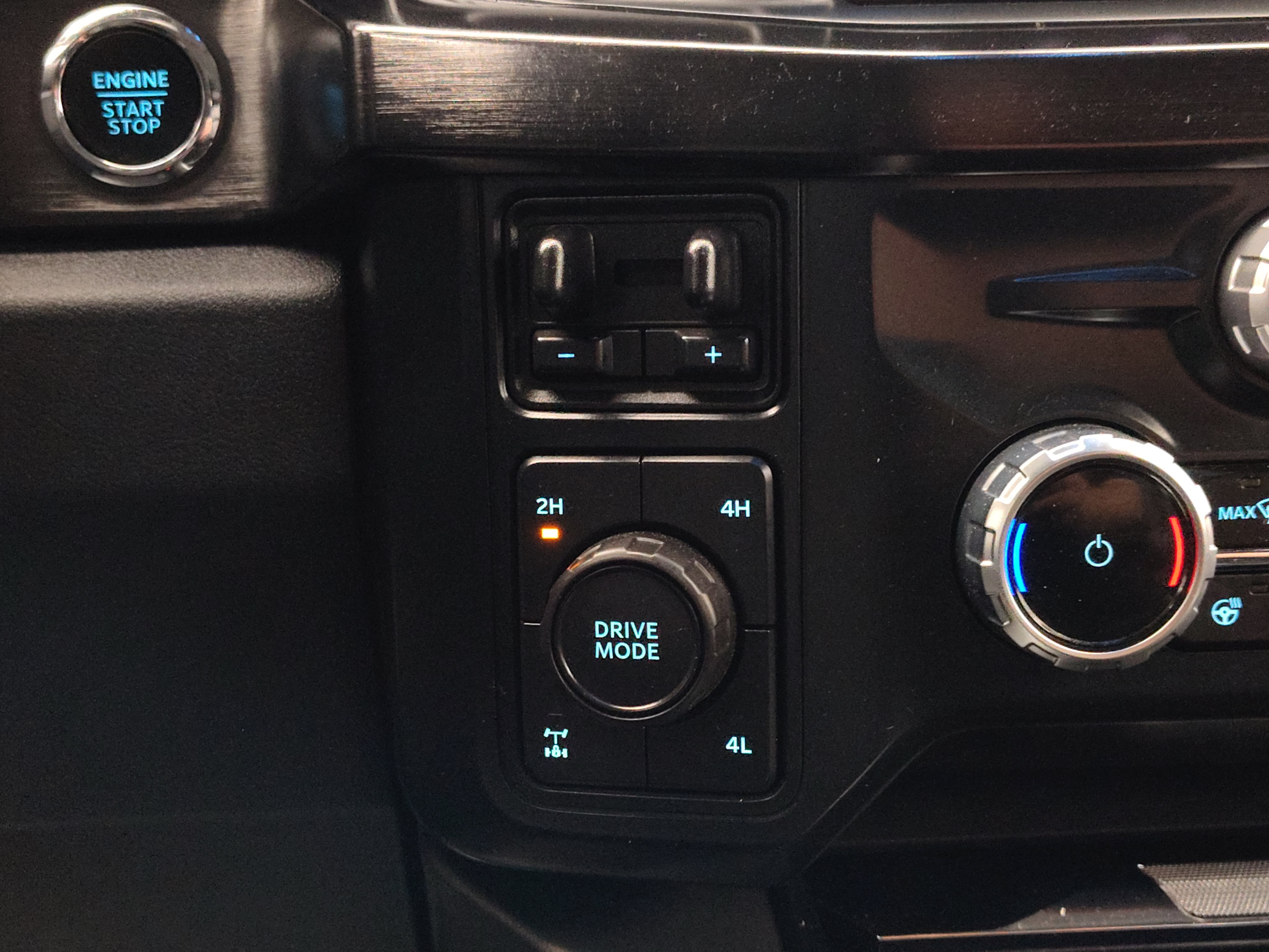 2023 Ford F-350 Lariat Super Duty