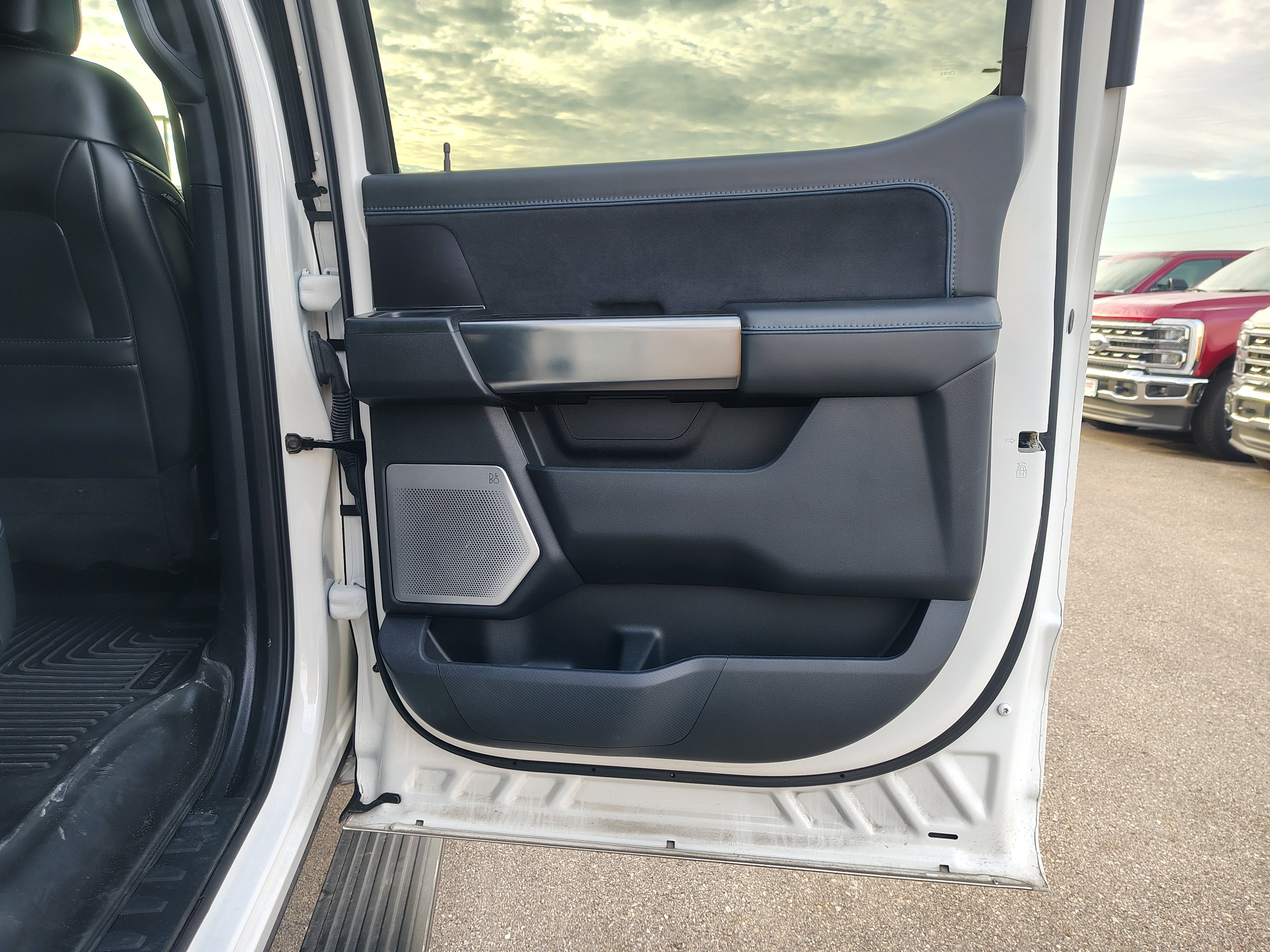 2024 Ford F-150 Platinum