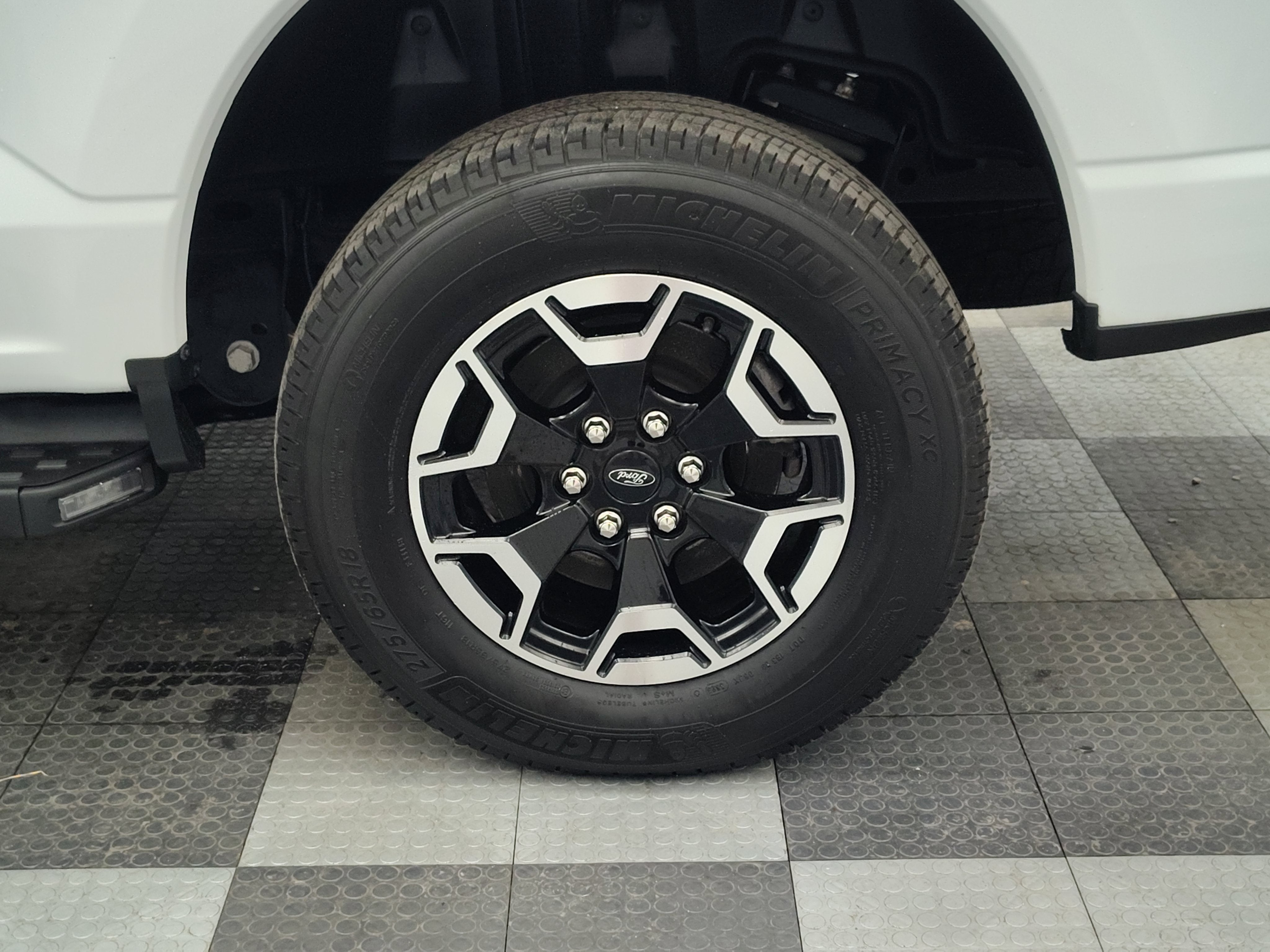 2023 Ford F-150 Lightning XLT