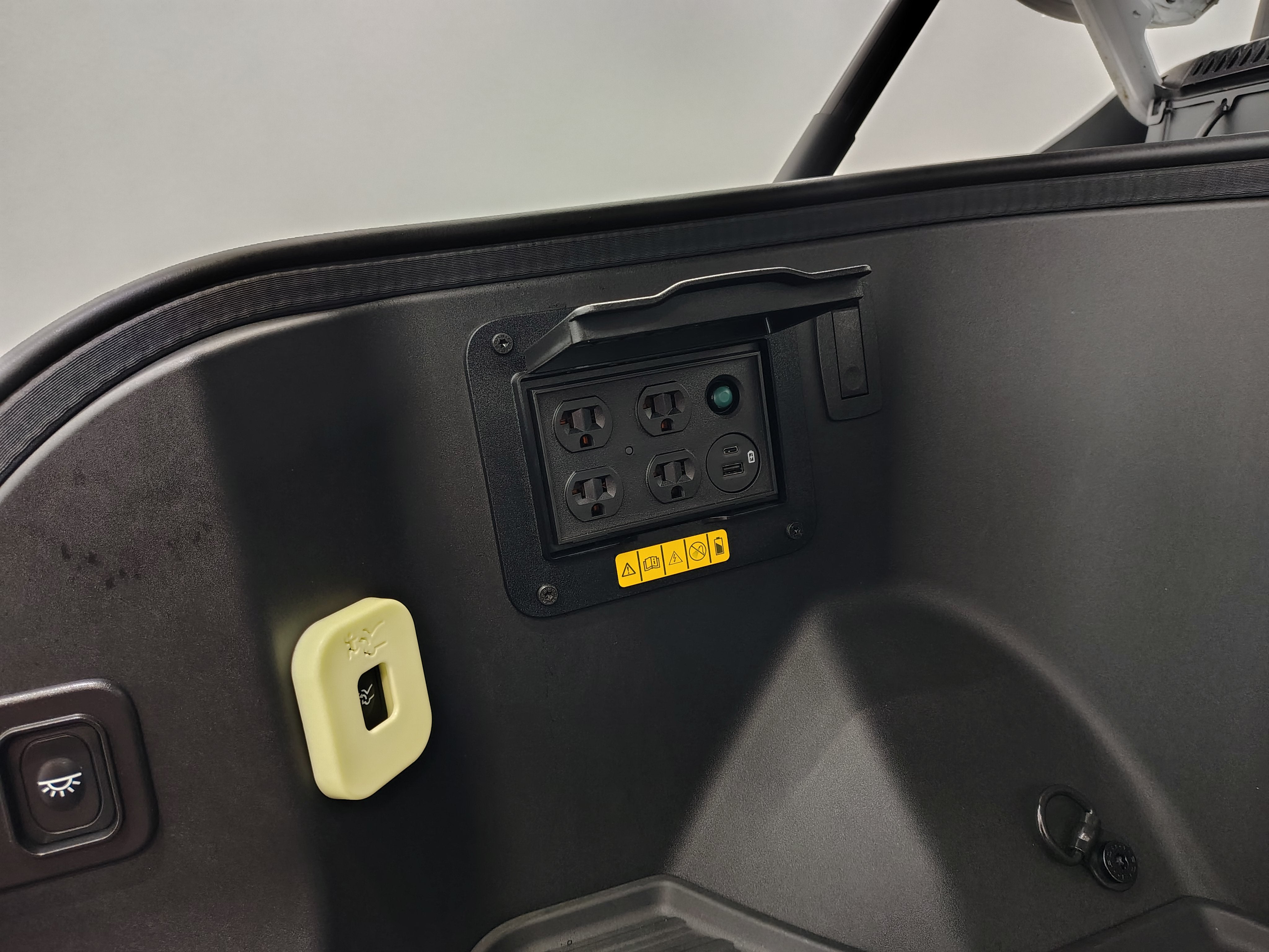 2023 Ford F-150 Lightning XLT