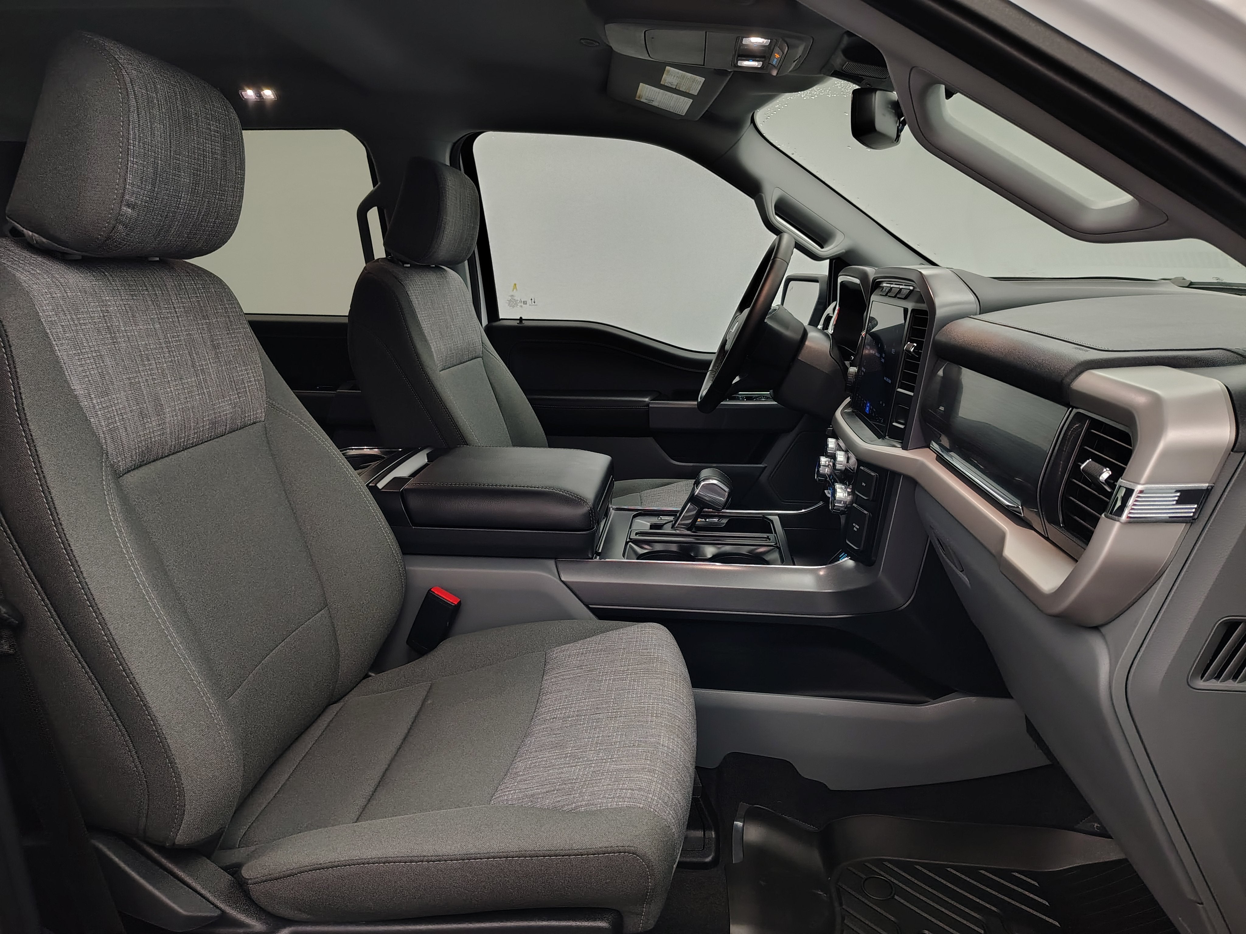 2023 Ford F-150 Lightning XLT