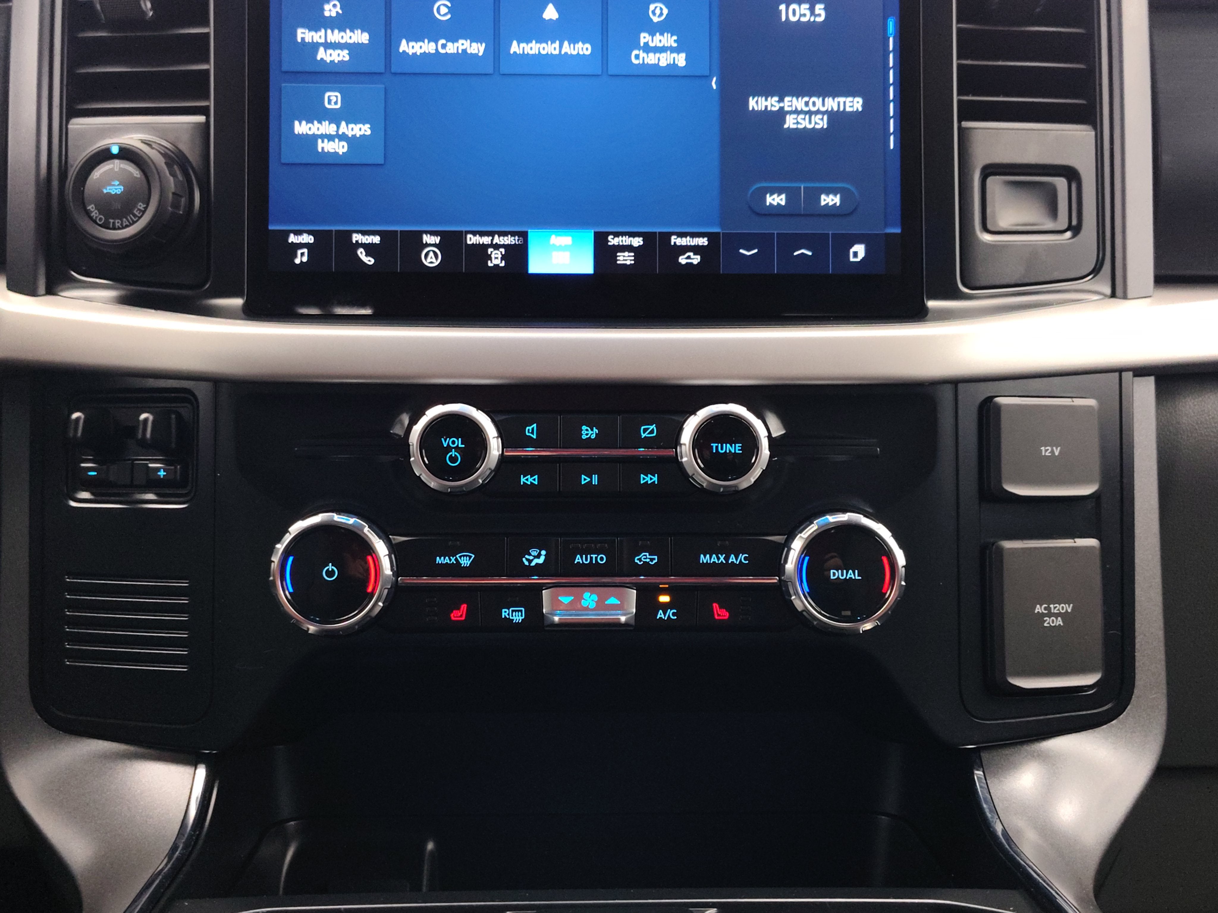 2023 Ford F-150 Lightning XLT