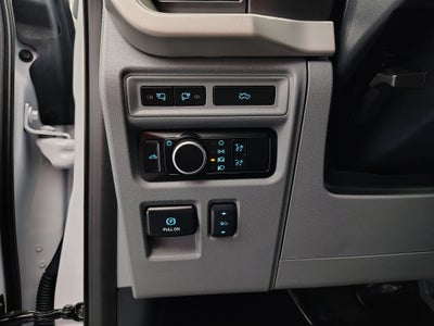 2023 Ford F-150 Lightning XLT