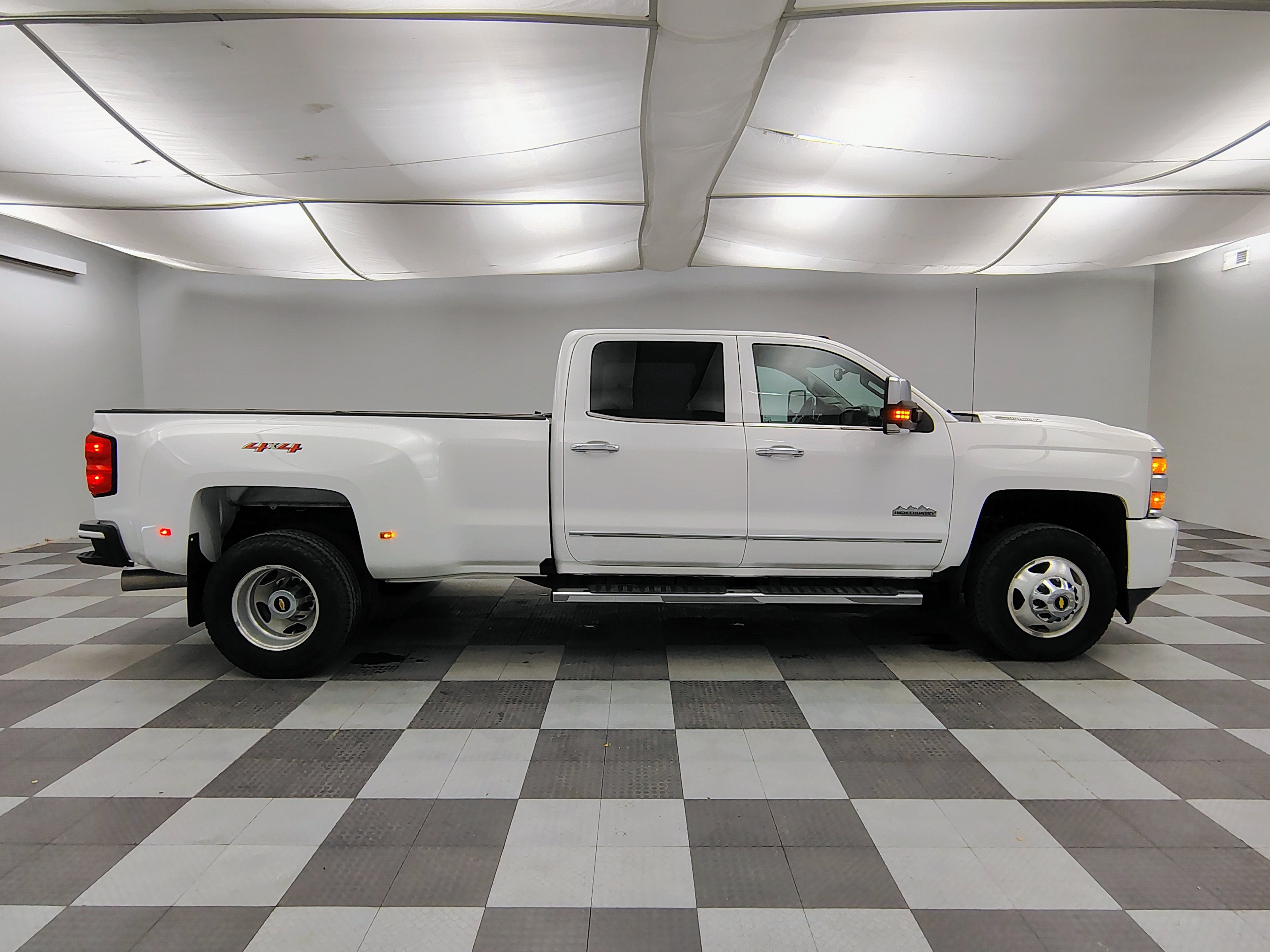 2019 Chevrolet Silverado 3500HD High Country