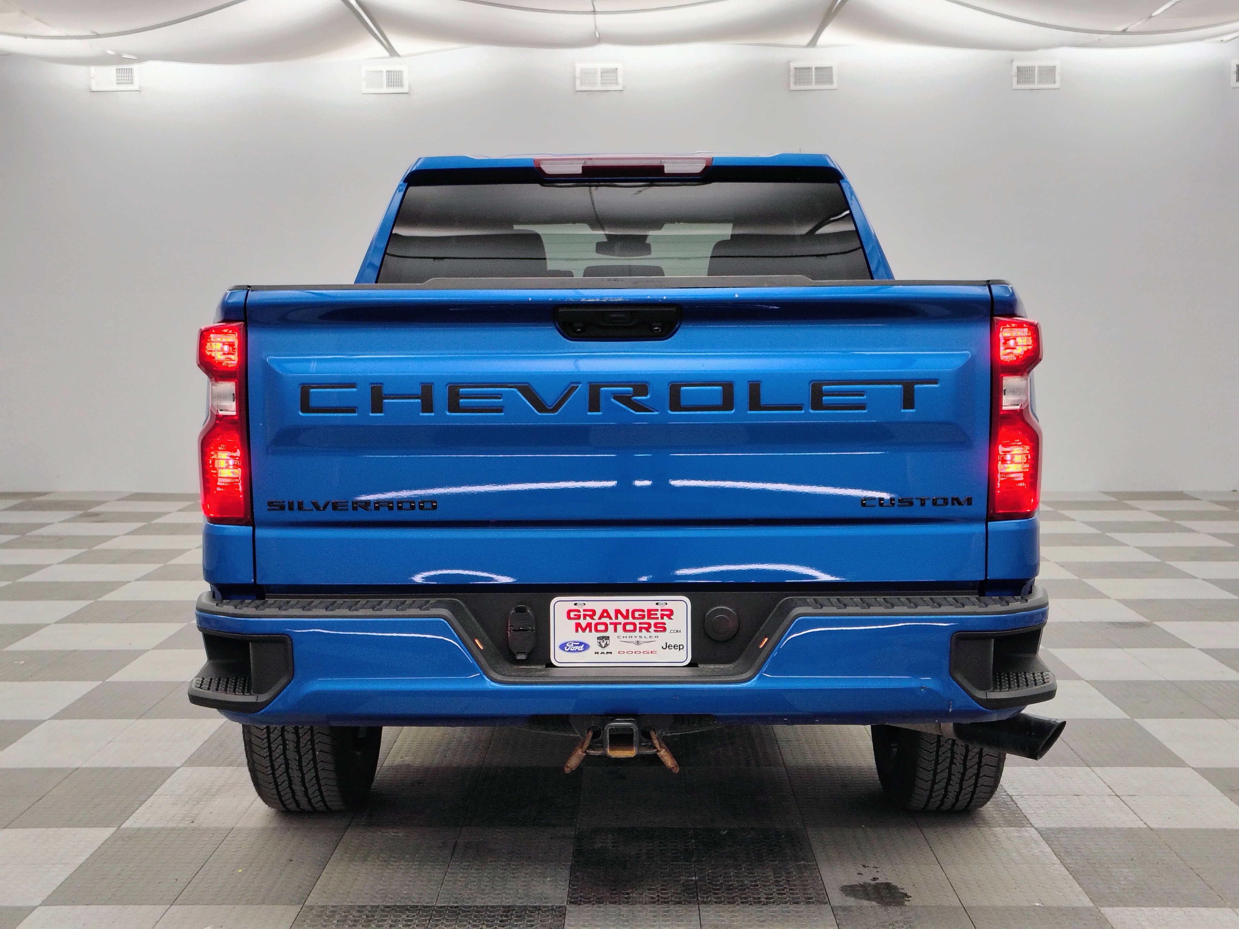 2024 Chevrolet Silverado 1500 4WD Crew Cab Short Bed Custom