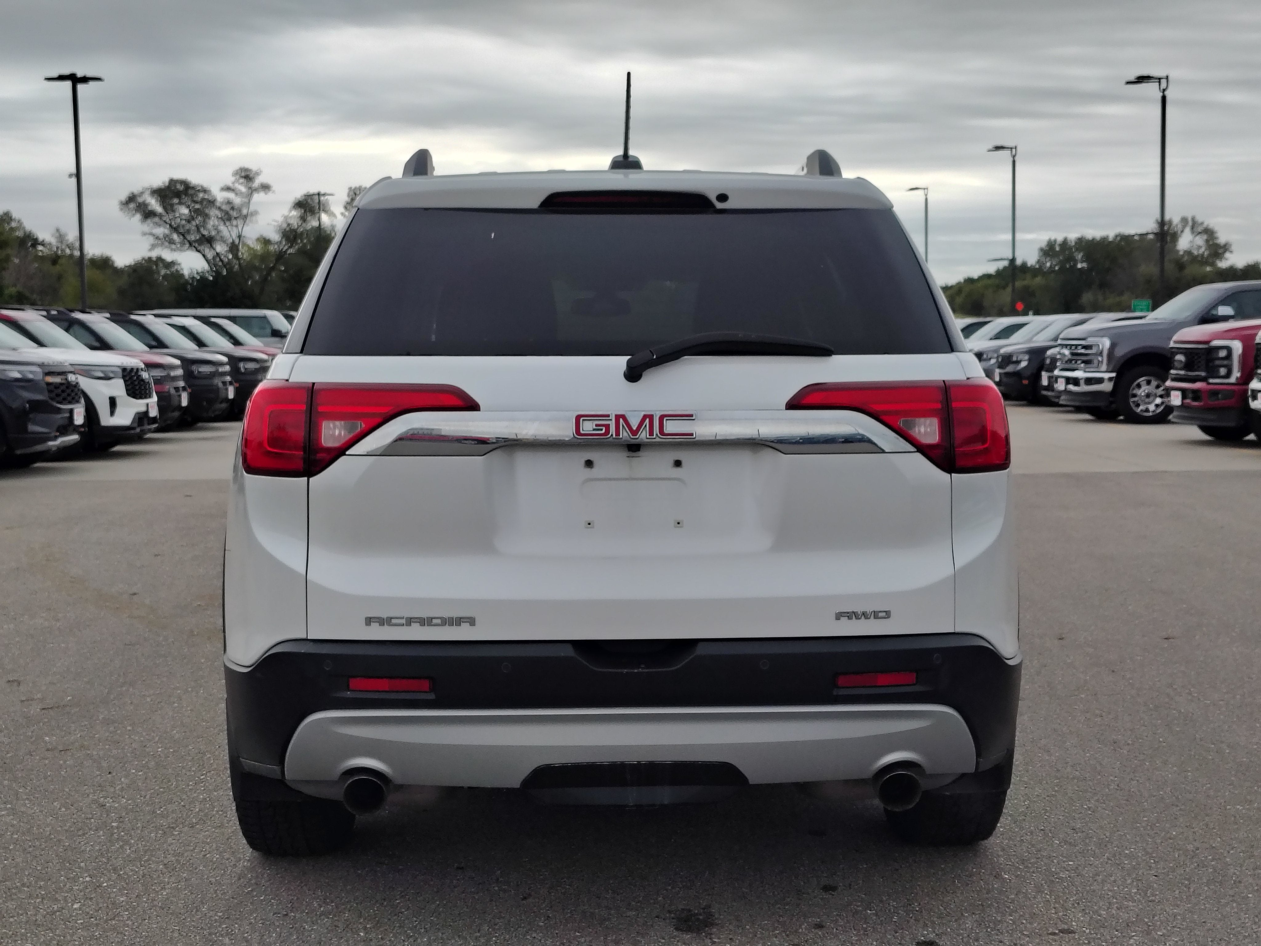 2017 GMC Acadia SLT-1