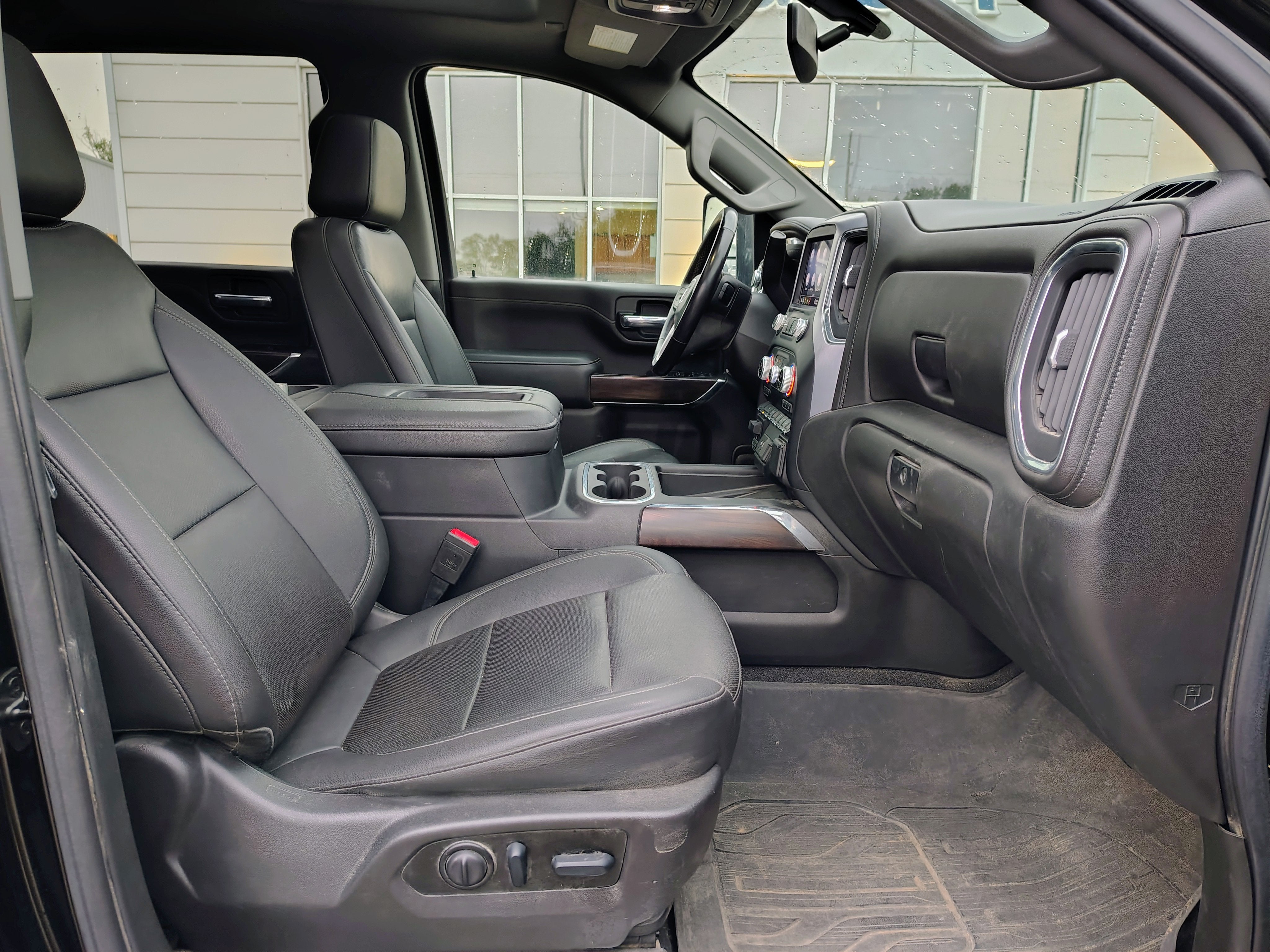 2022 GMC Sierra 2500HD SLT