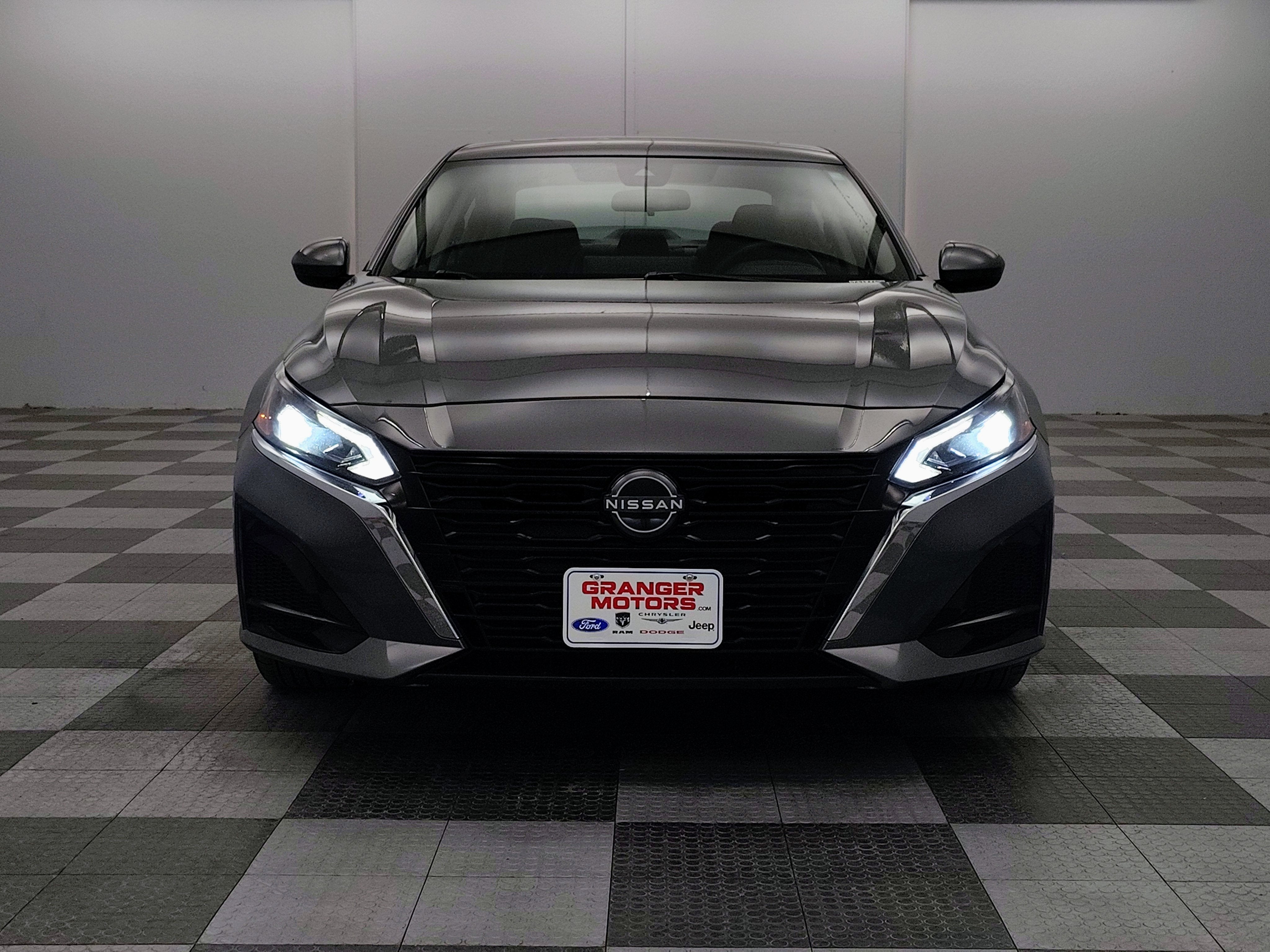 2023 Nissan Altima SV Intelligent AWD