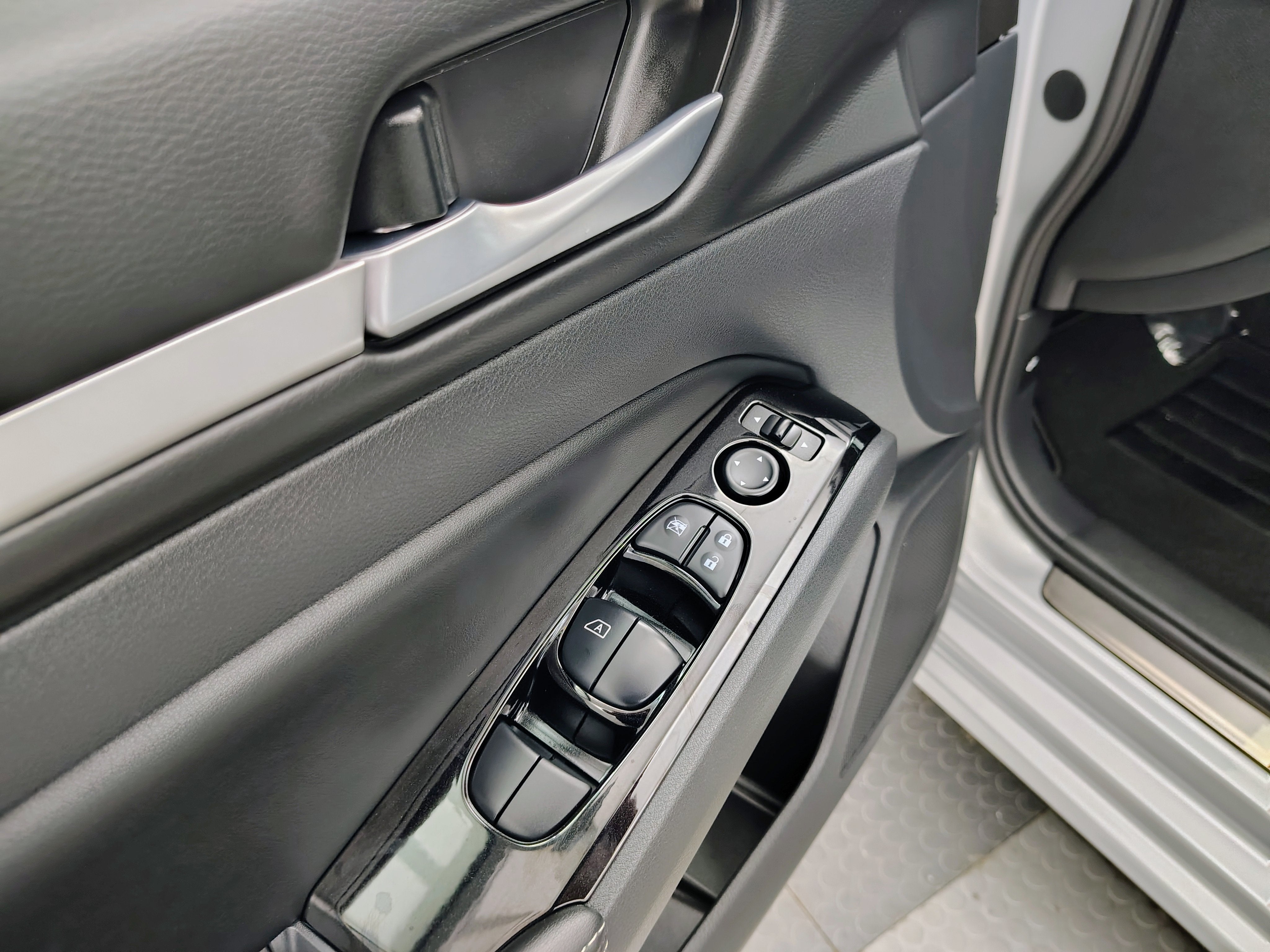 2025 Nissan Altima SL AWD