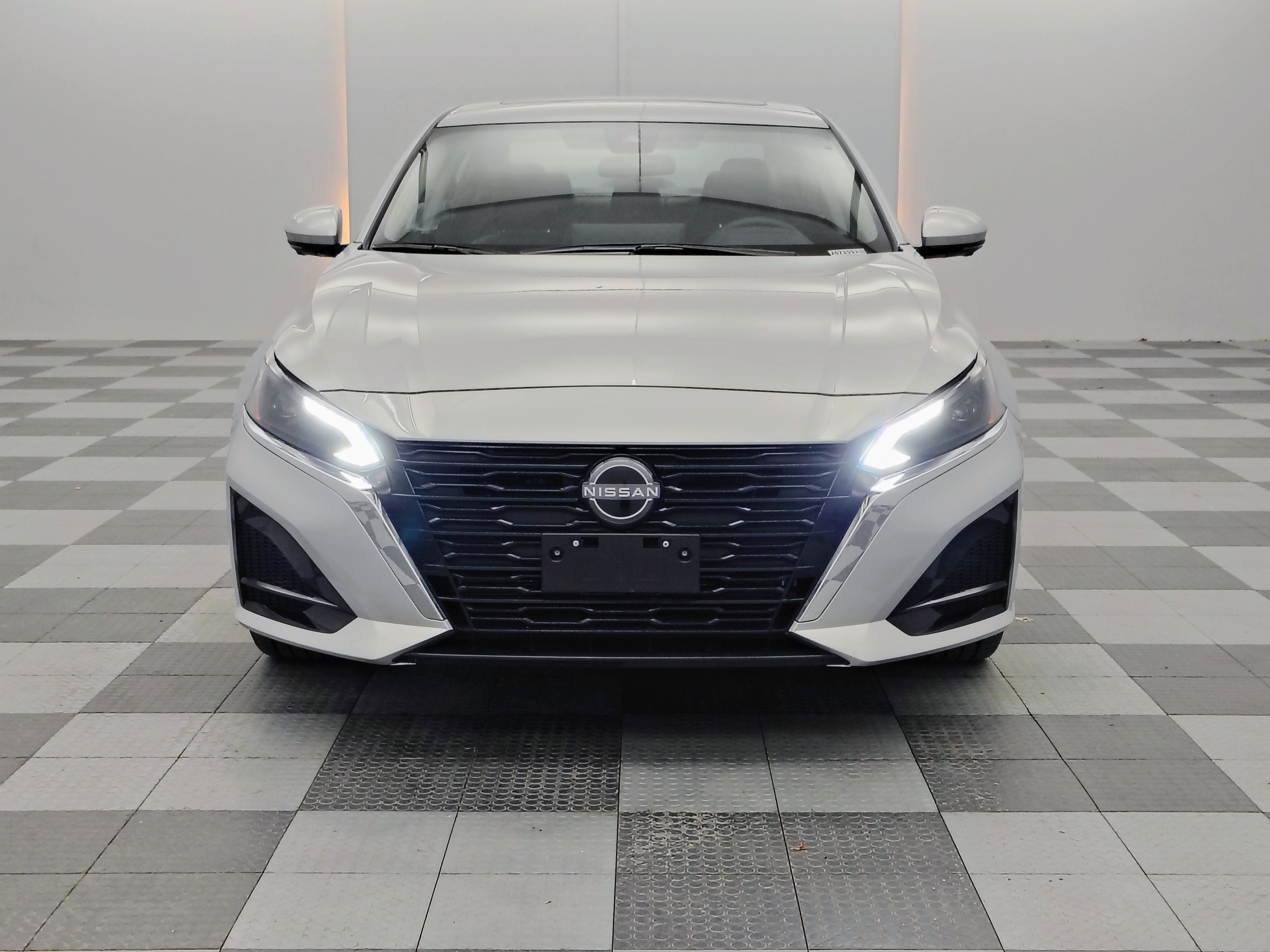 2025 Nissan Altima SL AWD