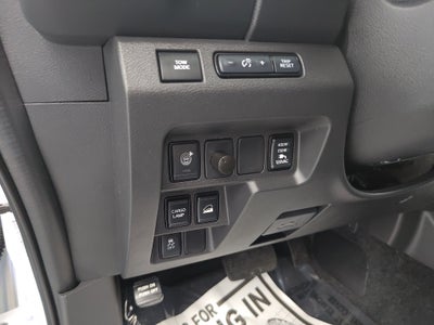 2024 Nissan Frontier SL