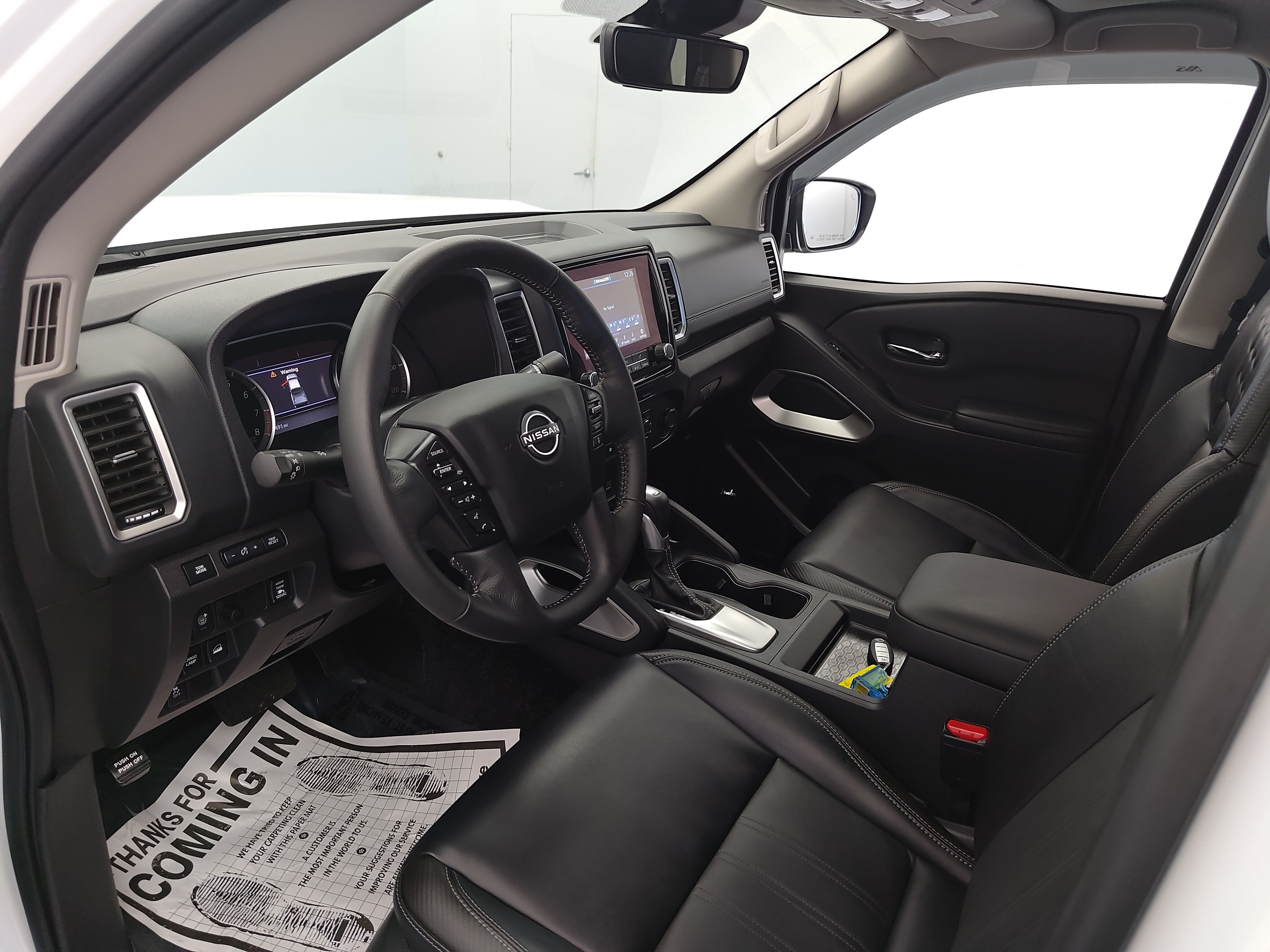 2024 Nissan Frontier SL