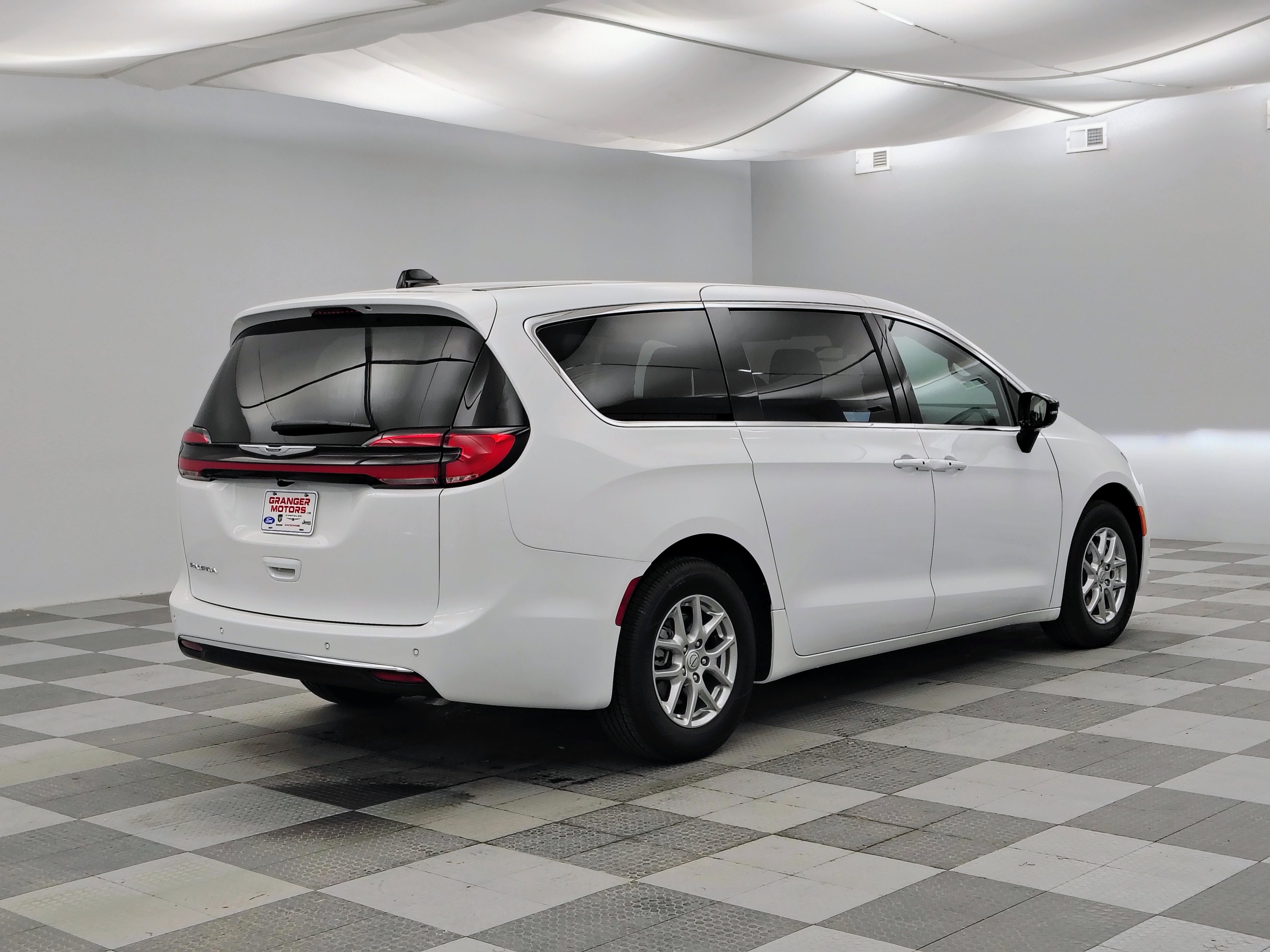 2026 Chrysler Pacifica PACIFICA SELECT