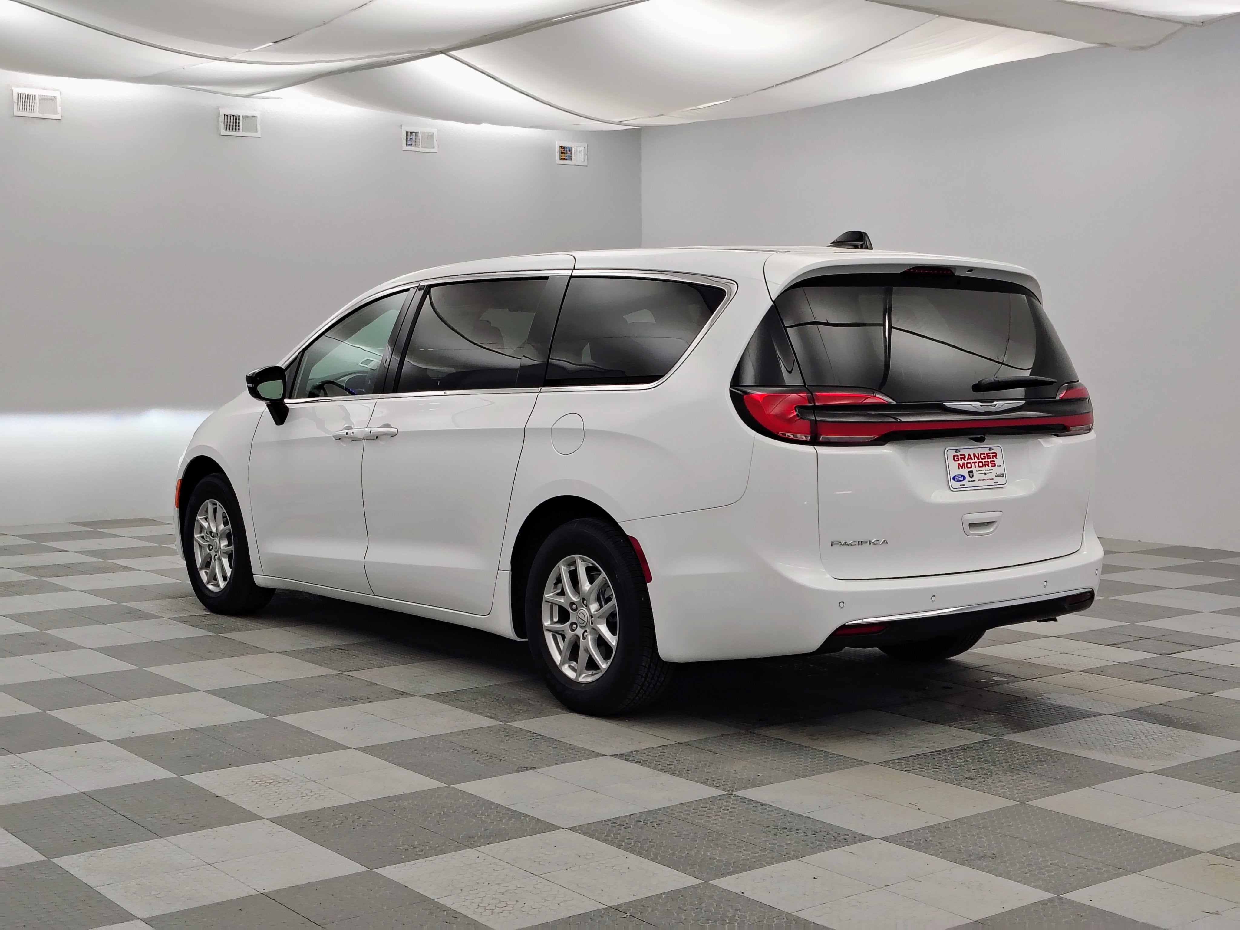 2026 Chrysler Pacifica PACIFICA SELECT
