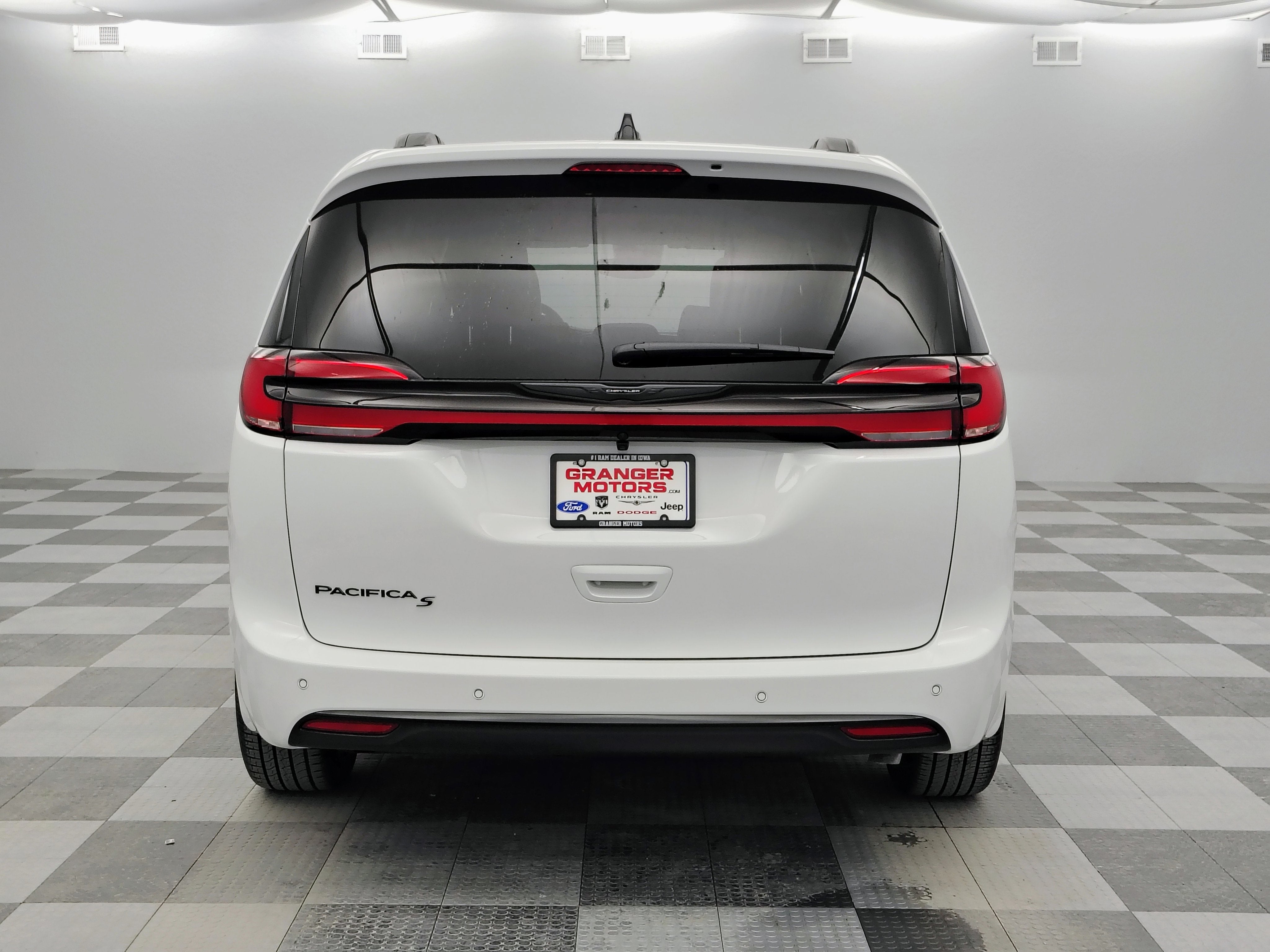 2026 Chrysler Pacifica PACIFICA SELECT