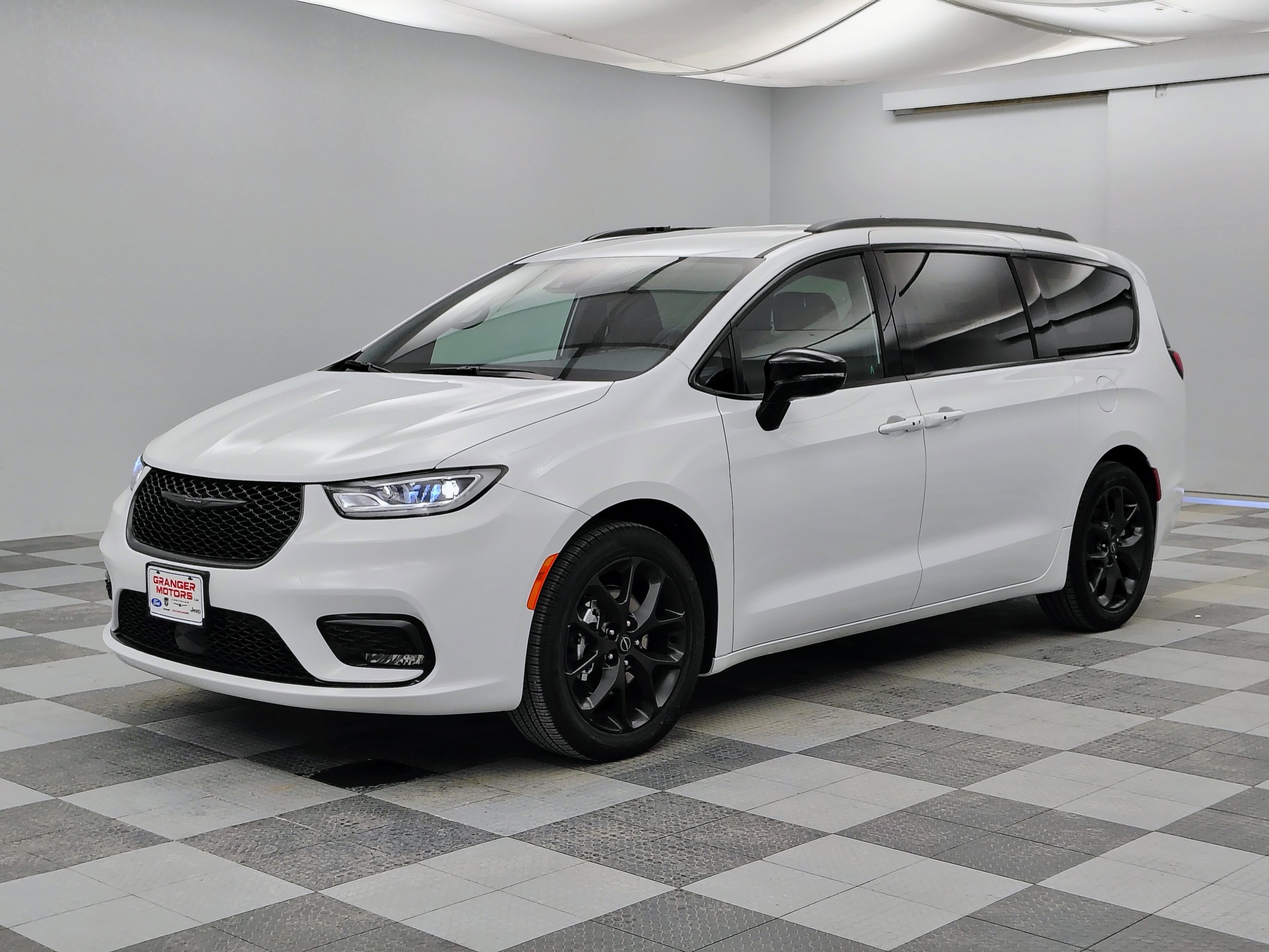 2026 Chrysler Pacifica PACIFICA SELECT