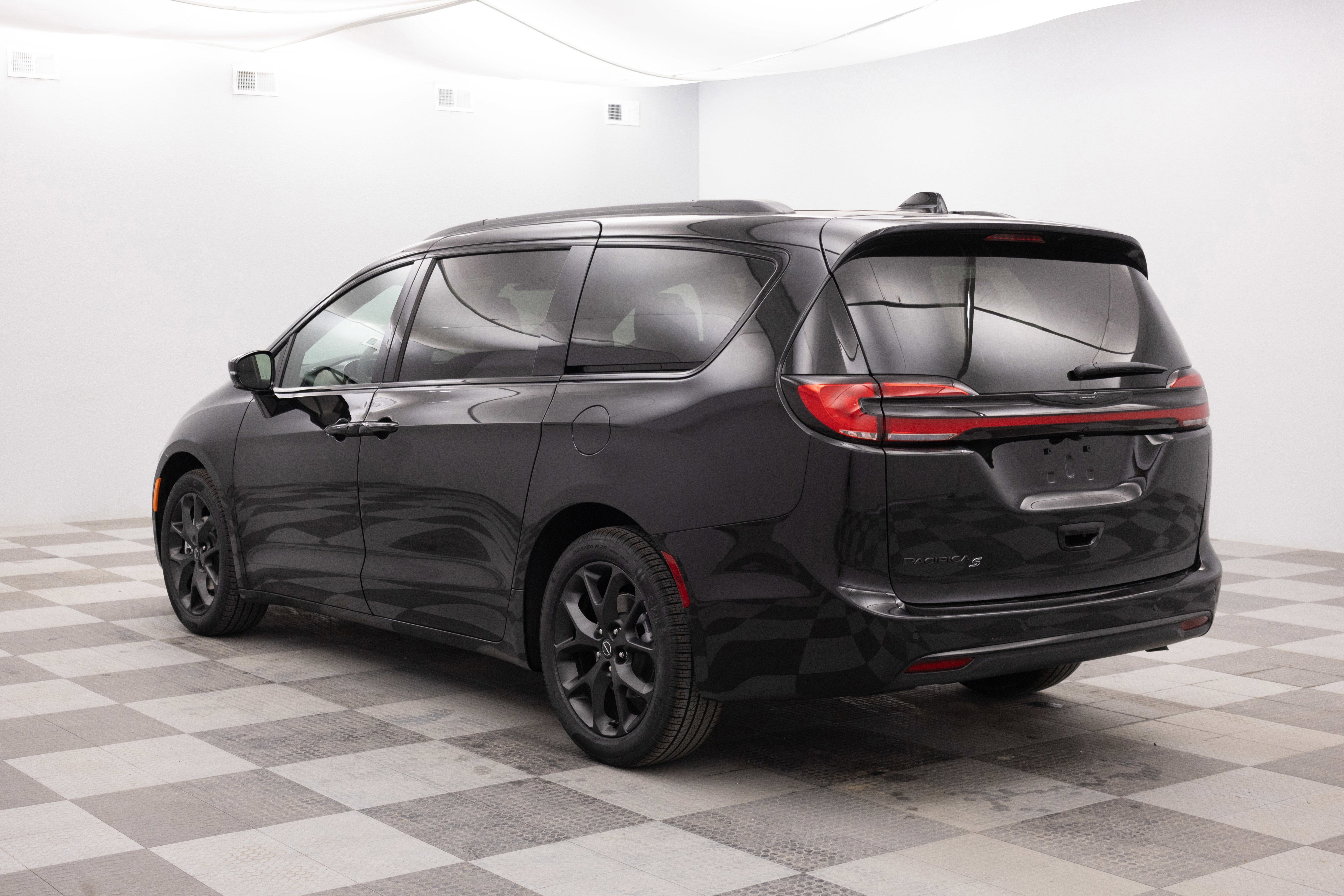 2026 Chrysler Pacifica PACIFICA SELECT