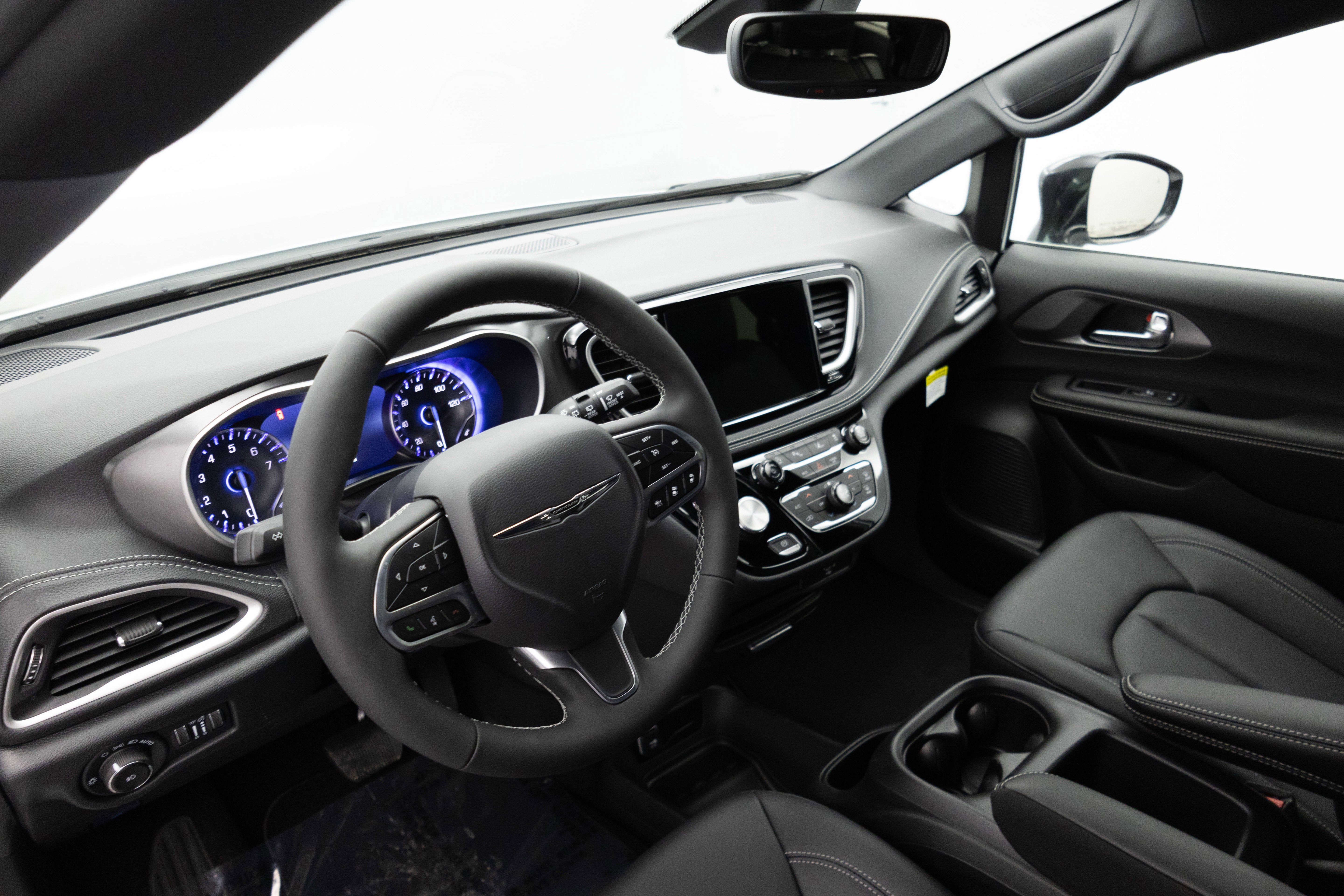 2026 Chrysler Pacifica PACIFICA SELECT