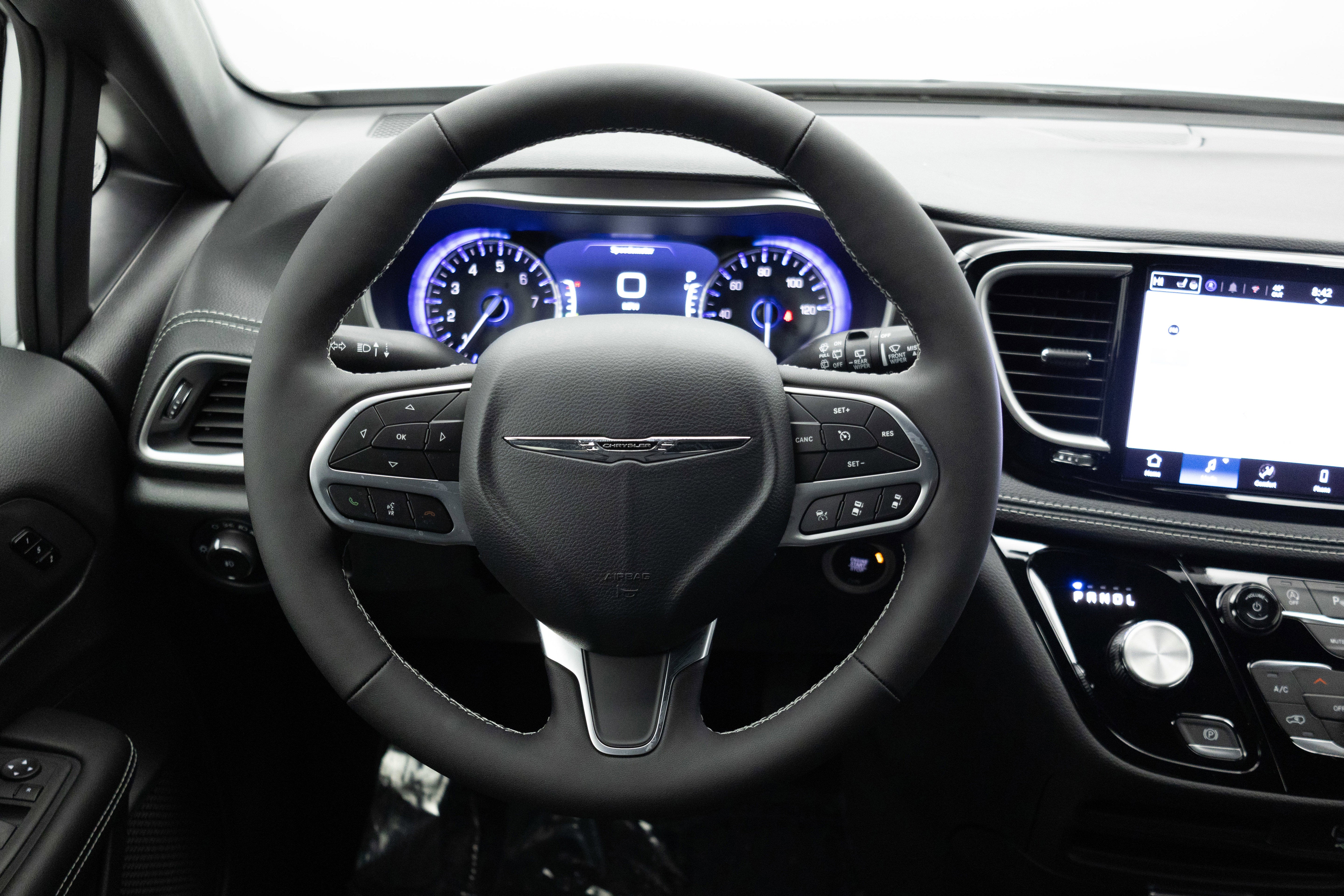 2026 Chrysler Pacifica PACIFICA SELECT