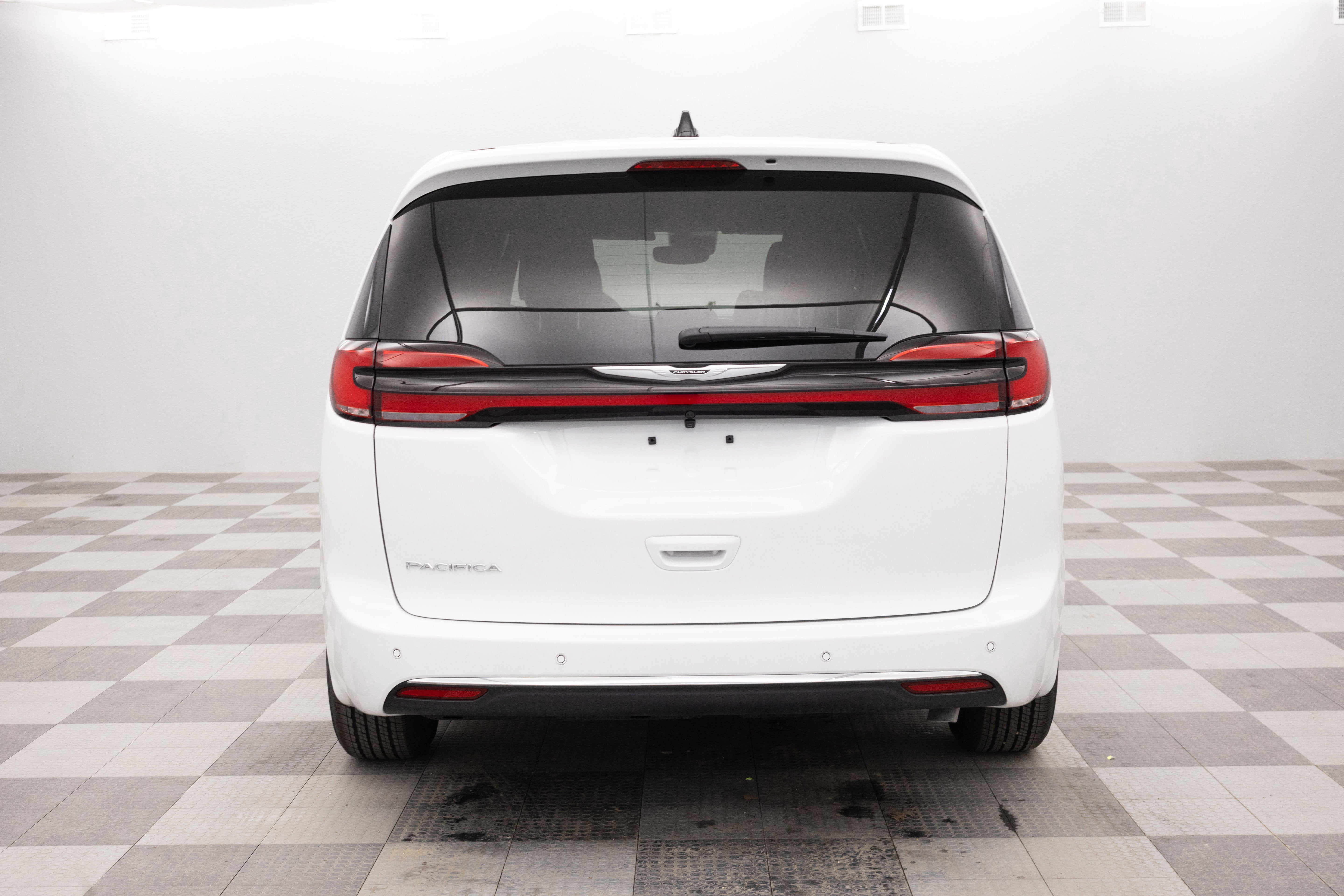 2026 Chrysler Pacifica PACIFICA SELECT