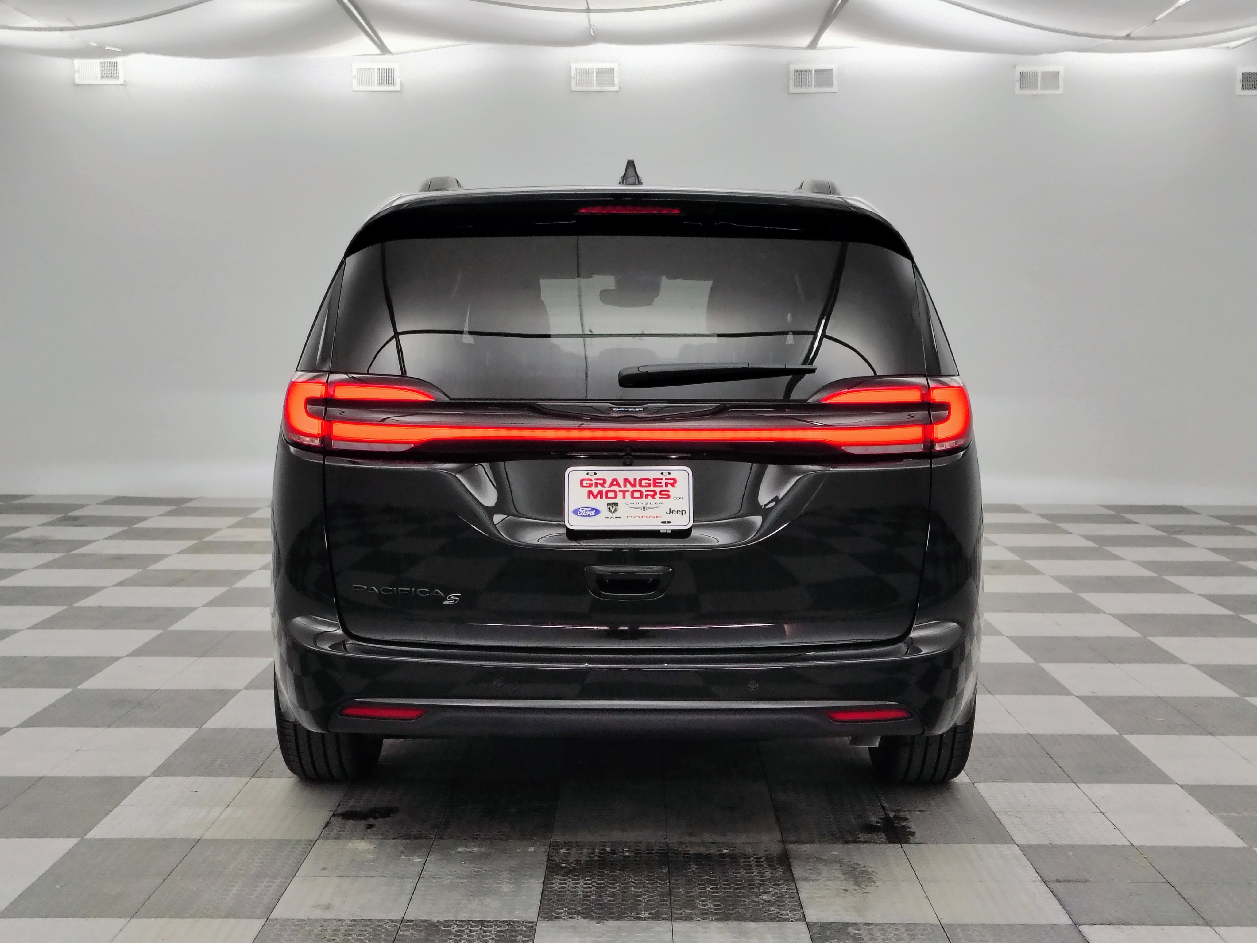 2026 Chrysler Pacifica PACIFICA SELECT