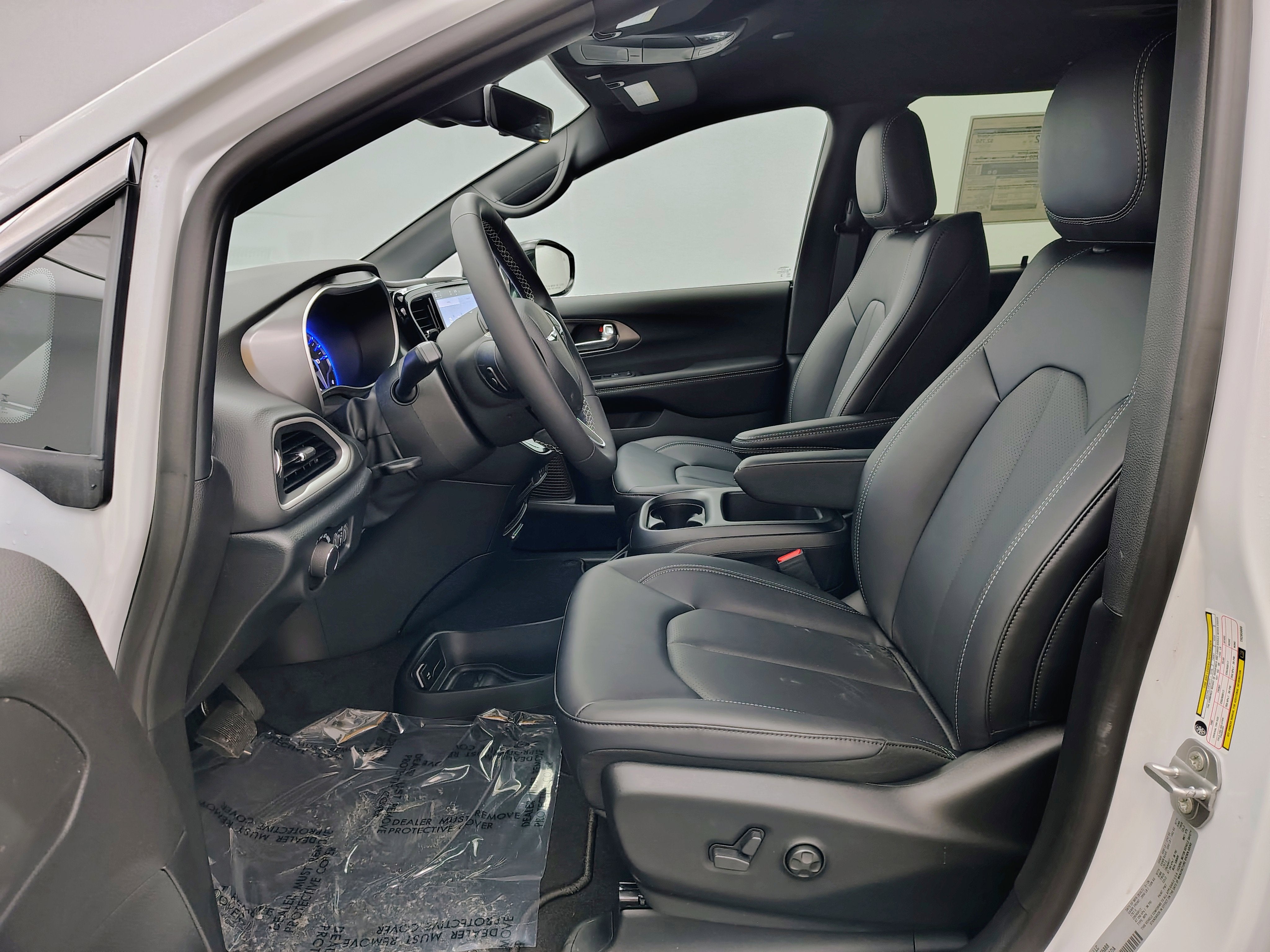 2026 Chrysler Voyager VOYAGER LX