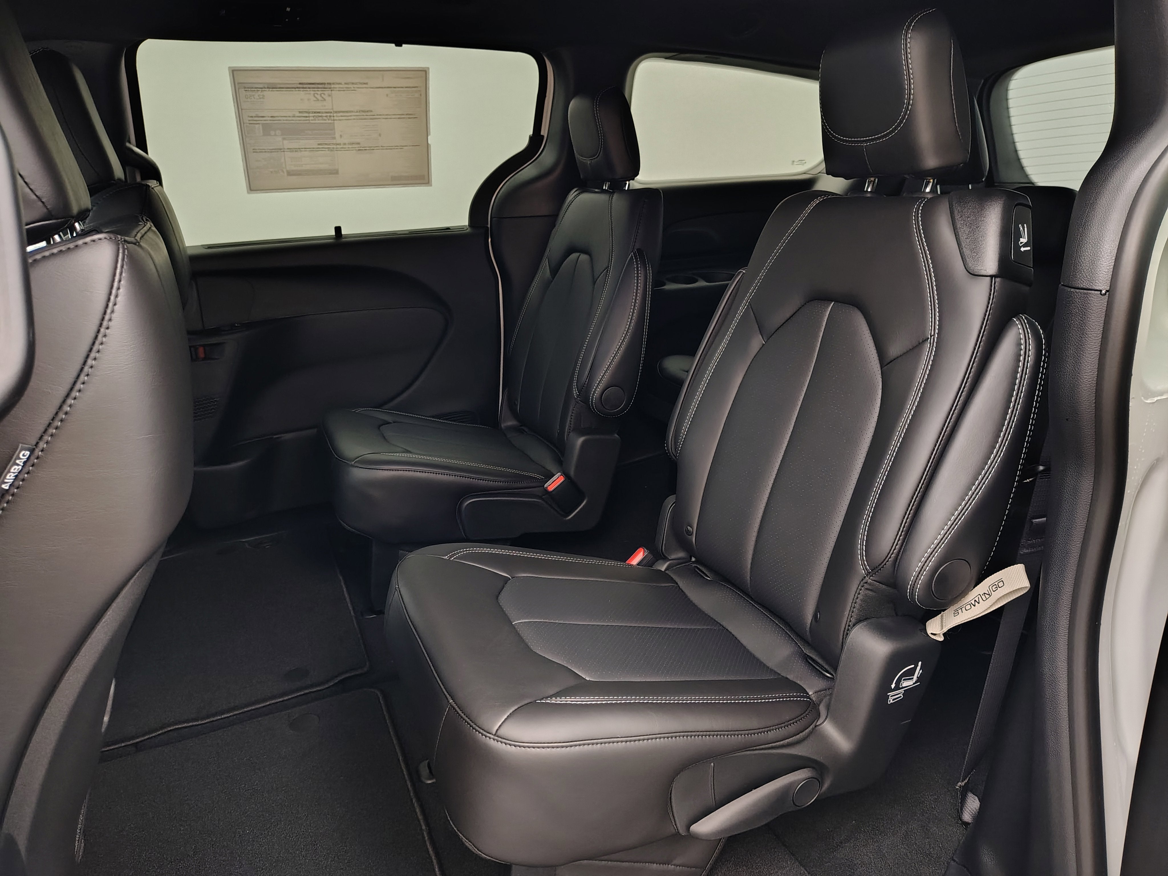 2026 Chrysler Voyager VOYAGER LX