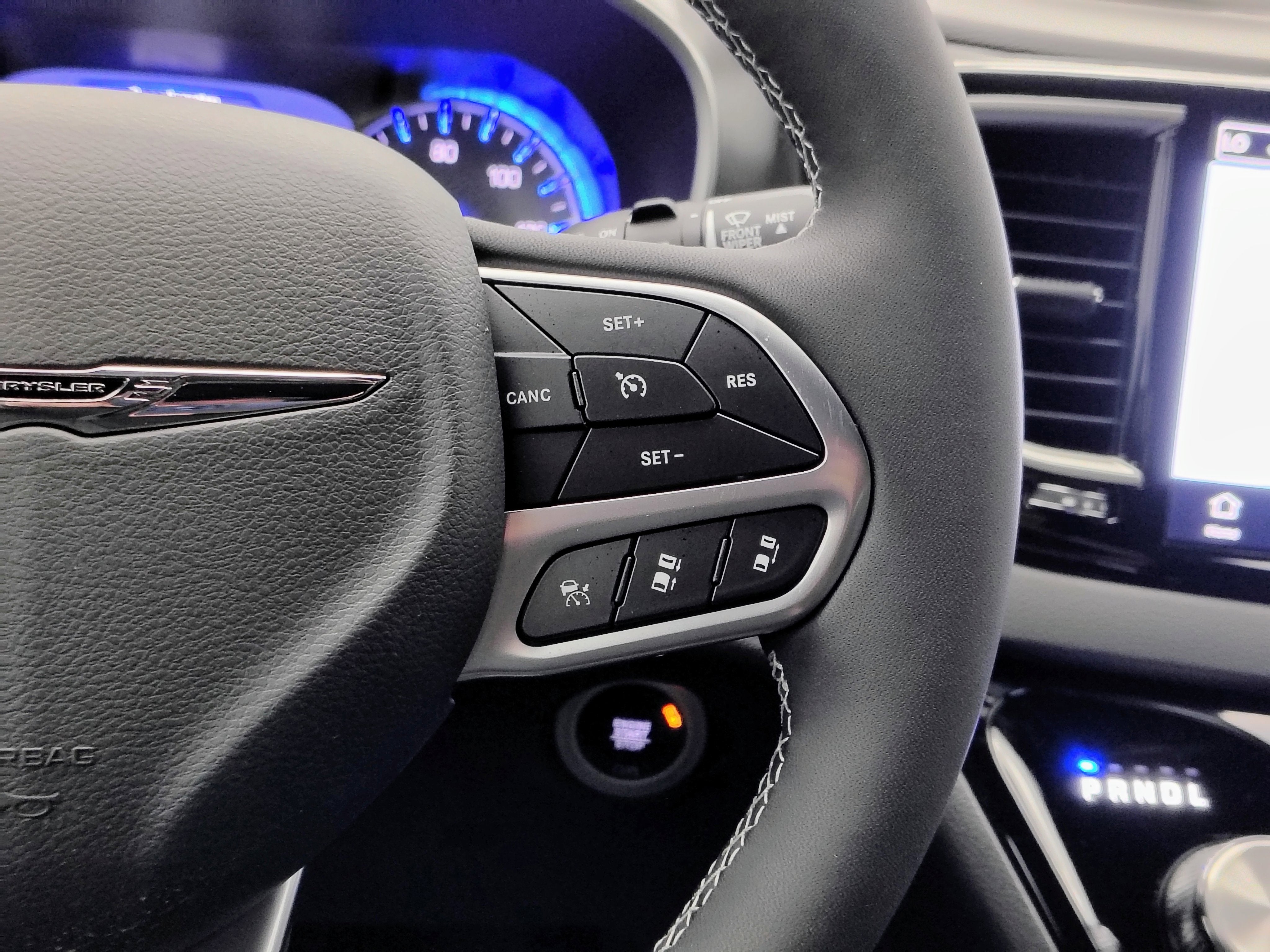 2026 Chrysler Voyager VOYAGER LX