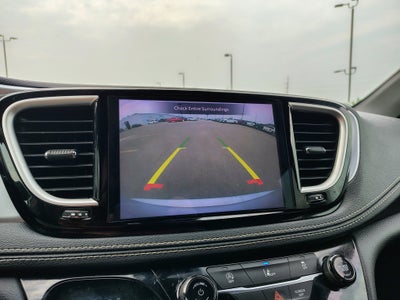 2022 Chrysler Pacifica Touring