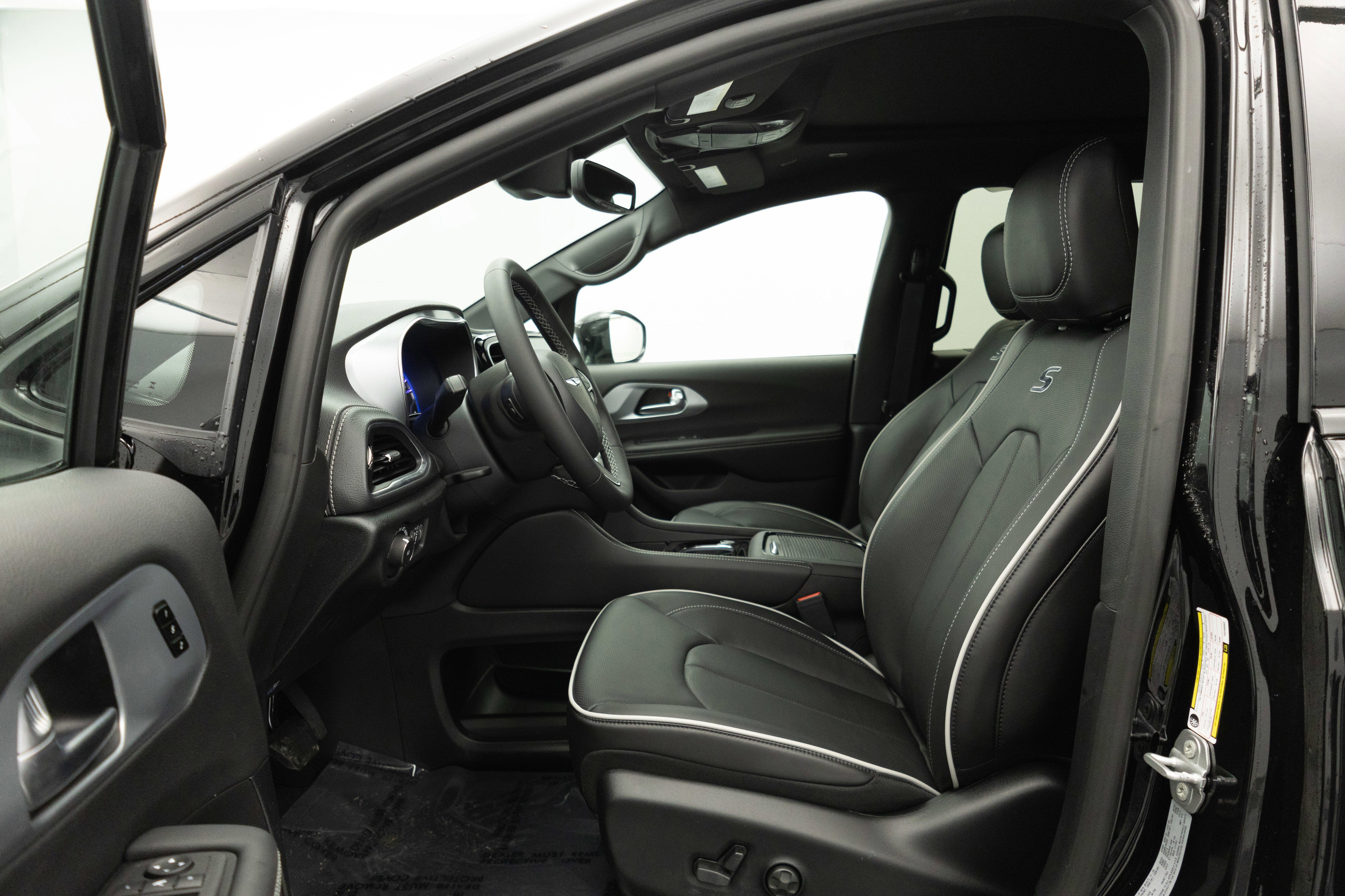 2026 Chrysler Pacifica PACIFICA LIMITED