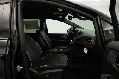 2026 Chrysler Pacifica PACIFICA LIMITED