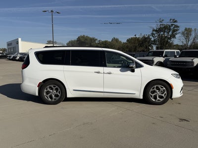 2023 Chrysler Pacifica Limited