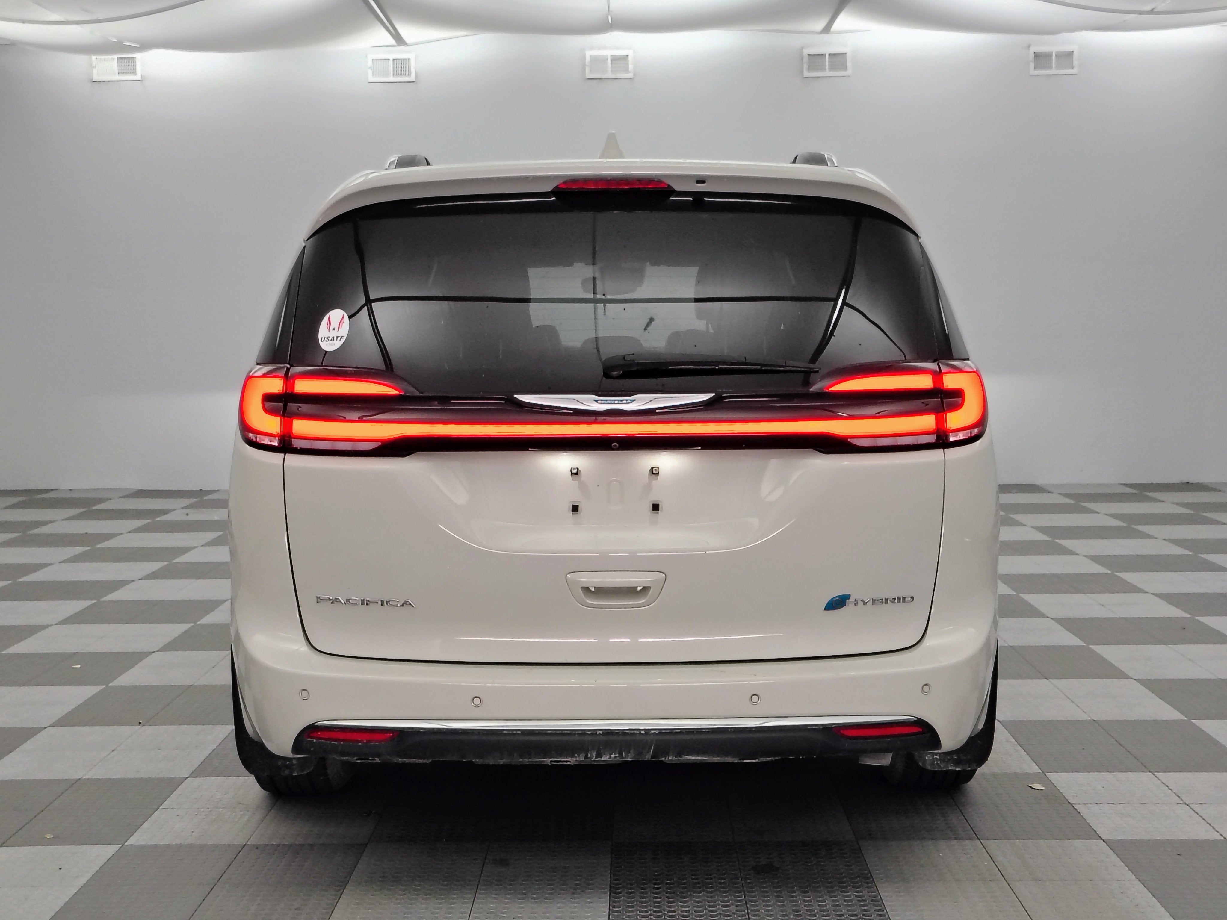 2021 Chrysler Pacifica Hybrid Touring L