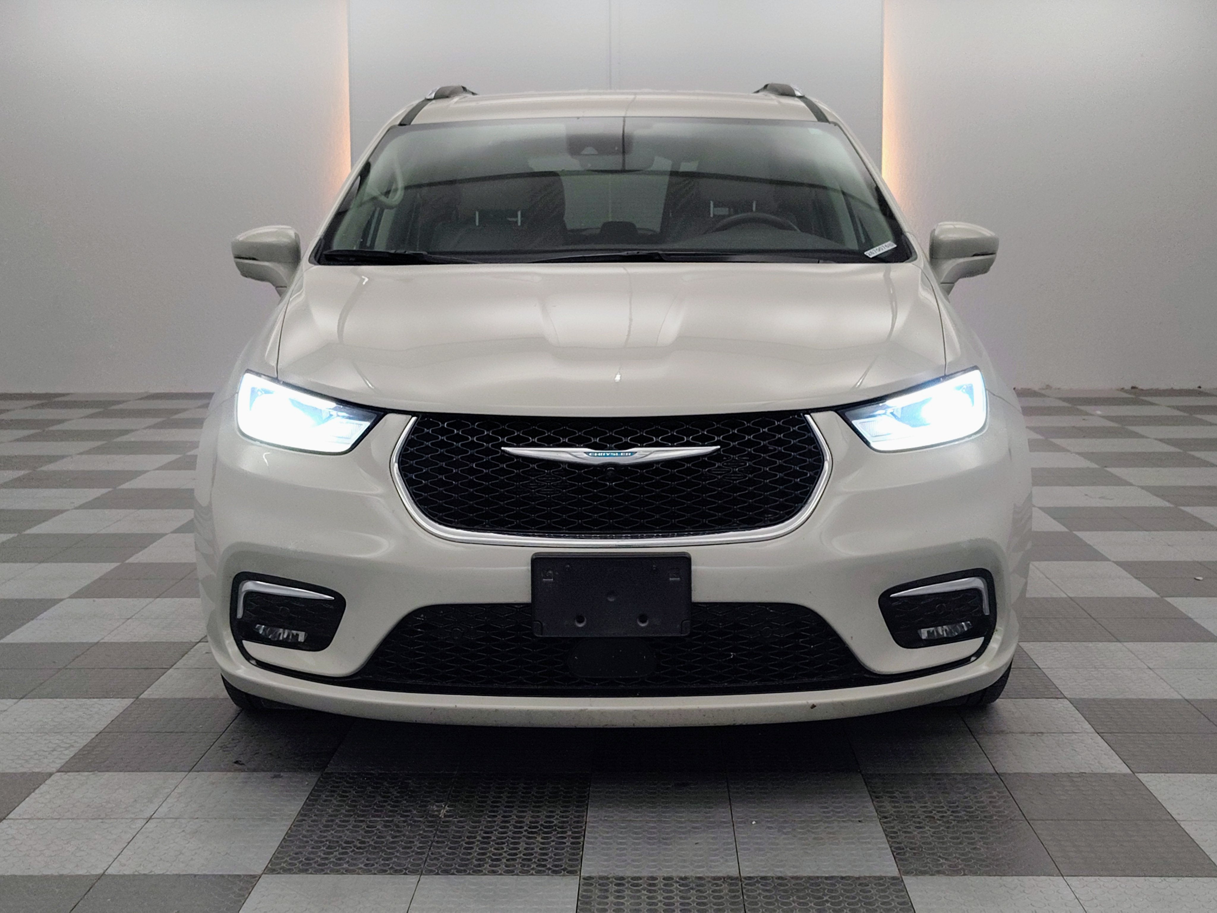 2021 Chrysler Pacifica Hybrid Touring L