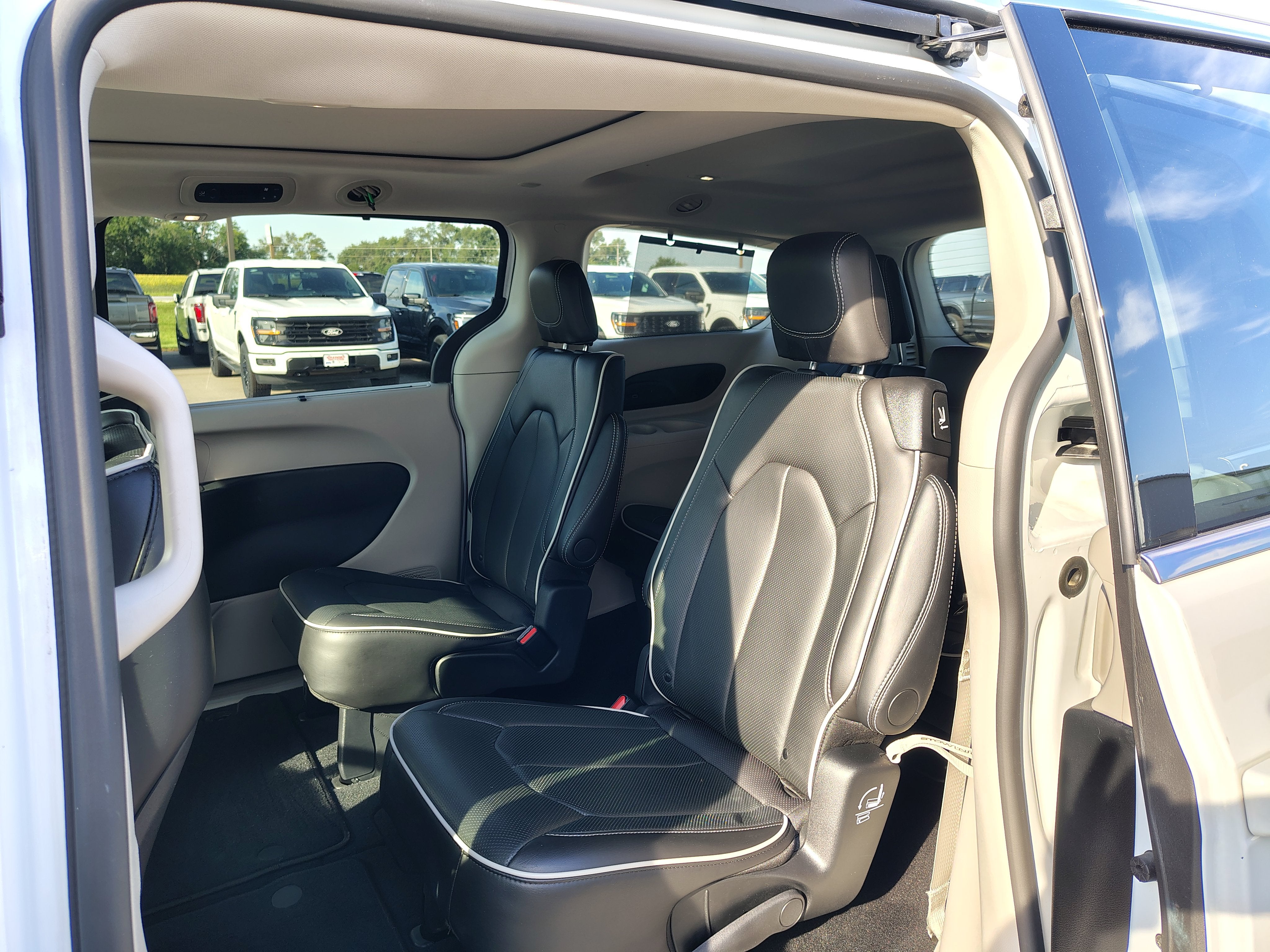 2024 Chrysler Pacifica Limited