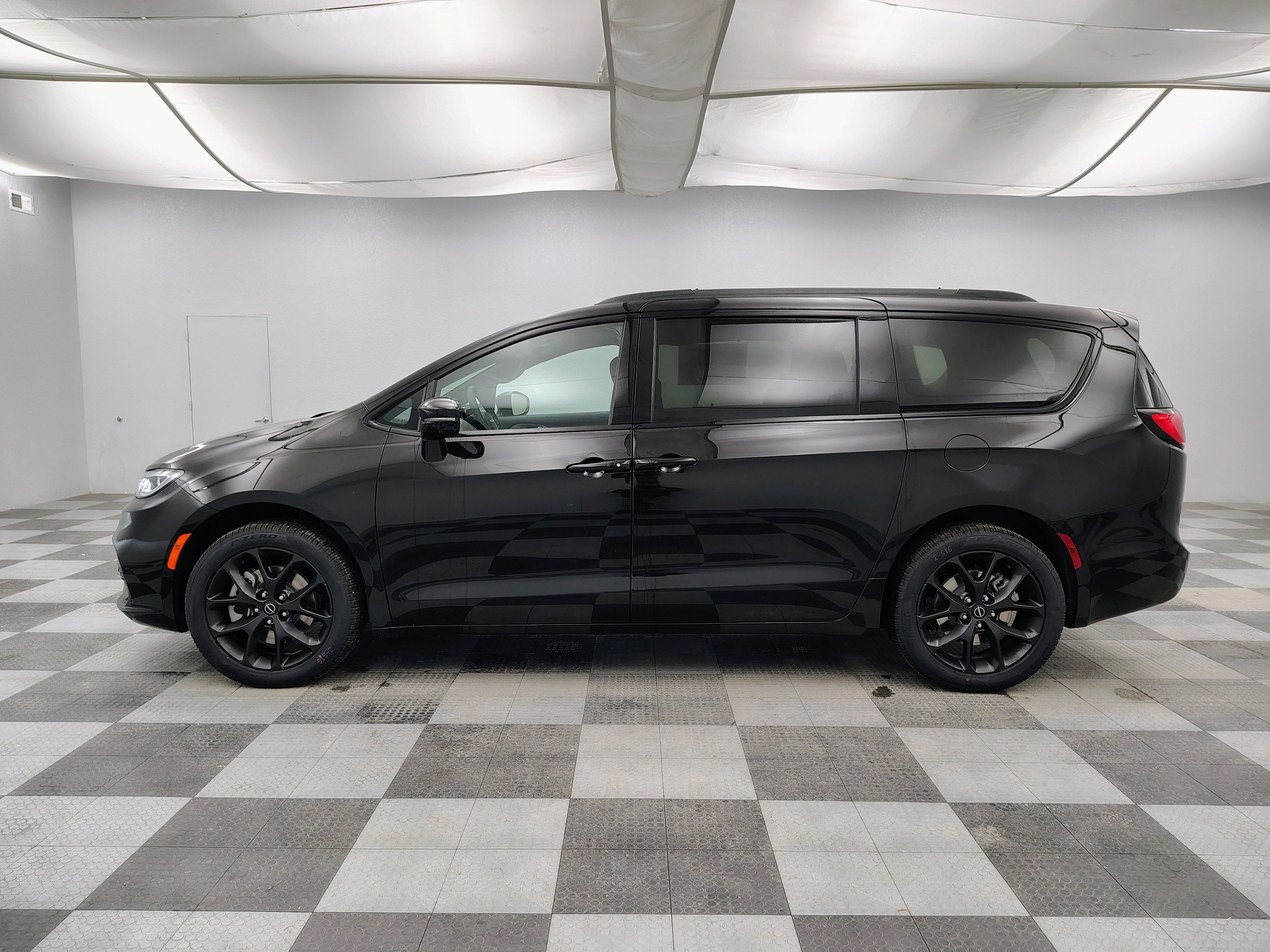 2026 Chrysler Pacifica PACIFICA LIMITED AWD