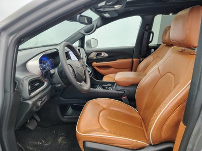 2024 Chrysler Pacifica Pinnacle AWD