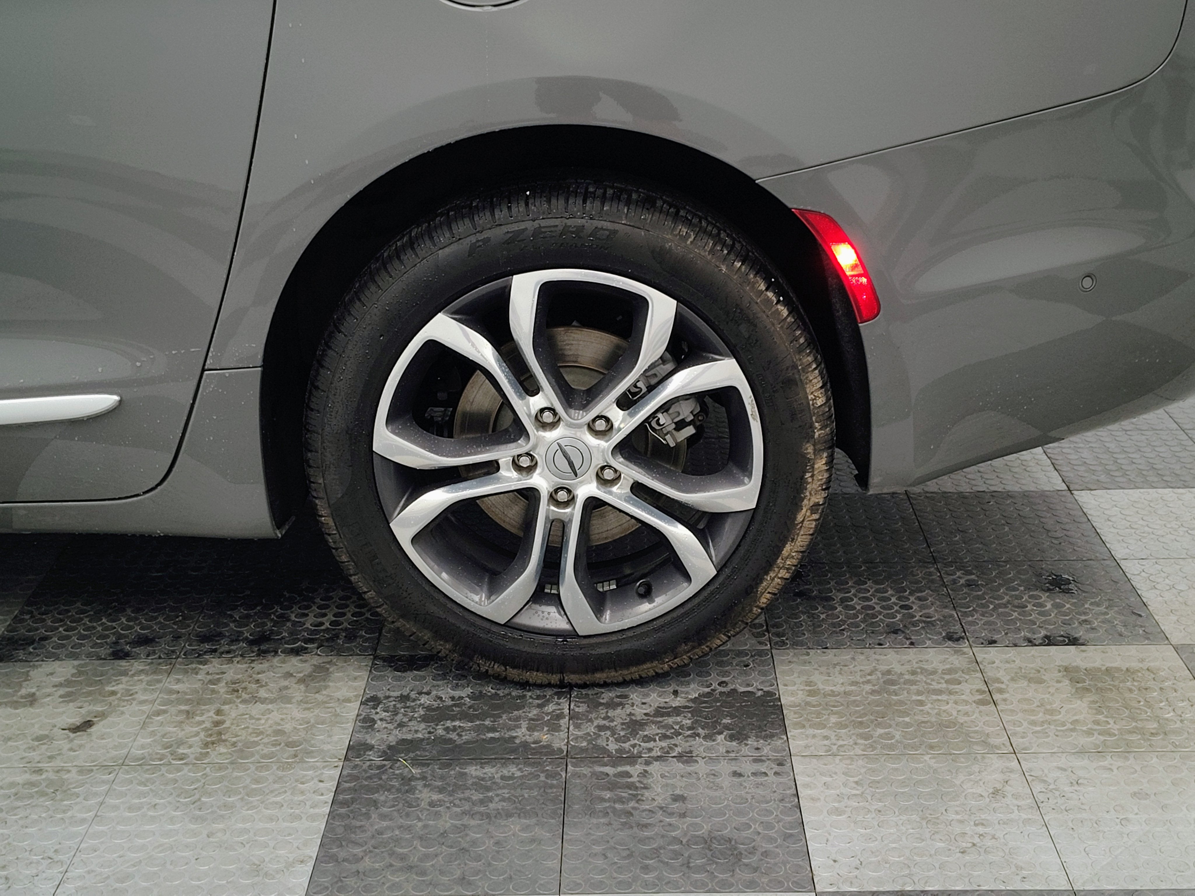 2024 Chrysler Pacifica Pinnacle