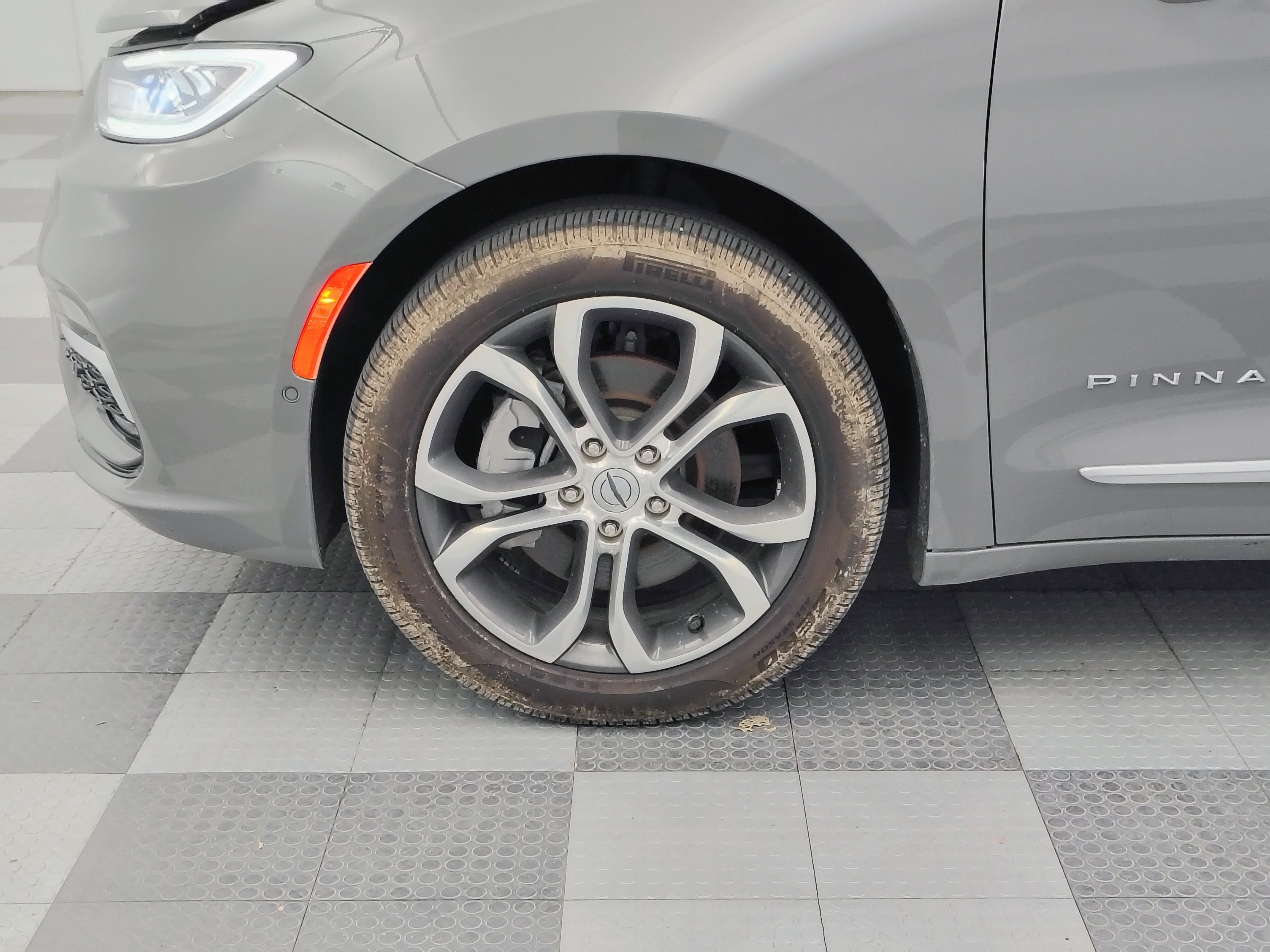 2024 Chrysler Pacifica Pinnacle AWD