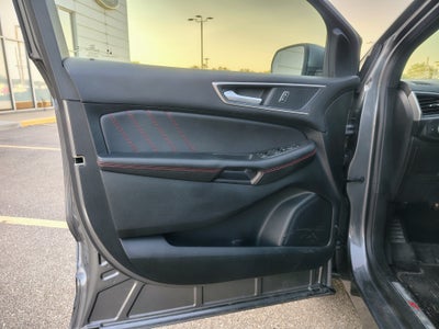 2022 Ford Edge ST-Line