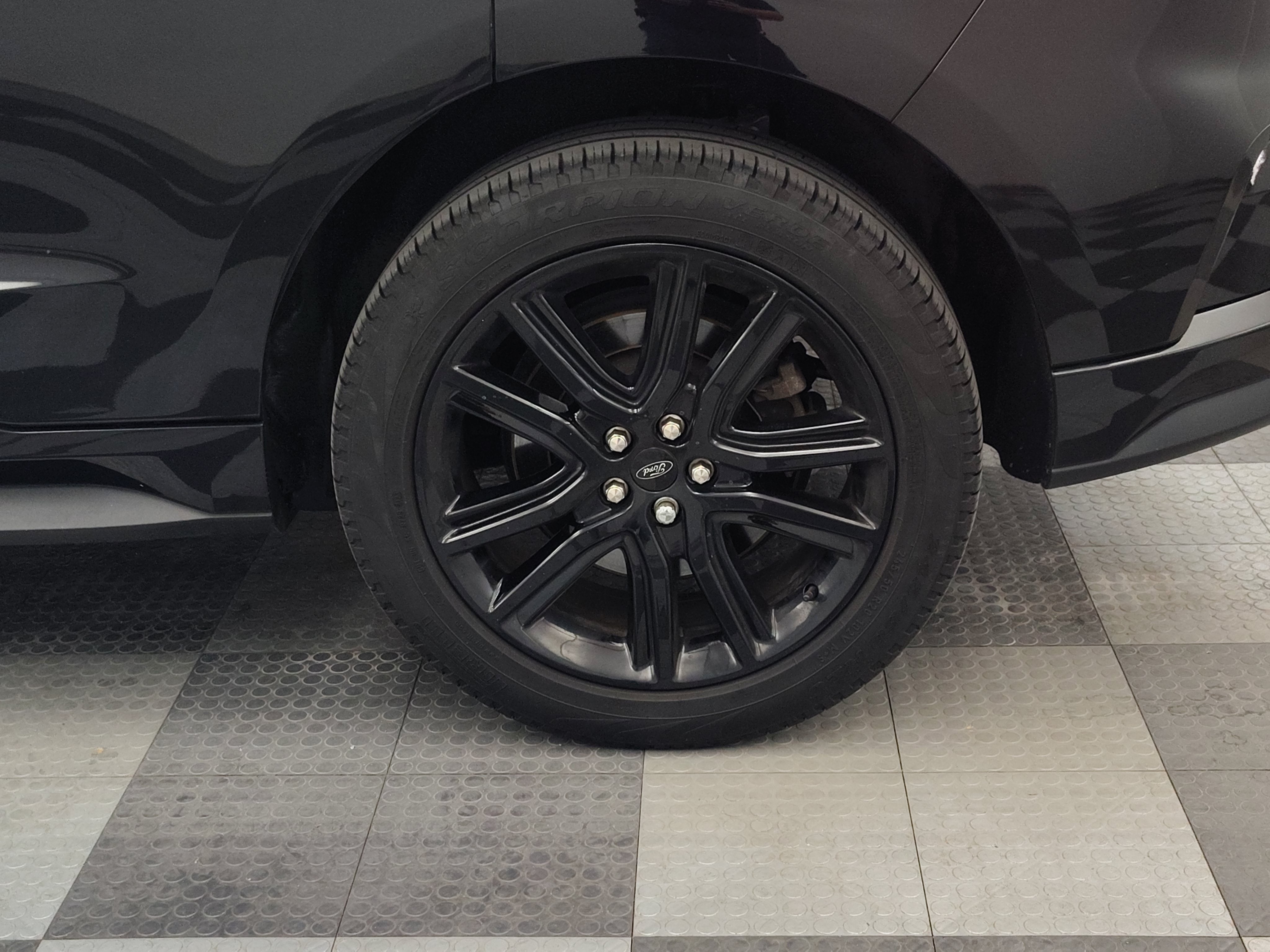 2023 Ford Edge ST-Line