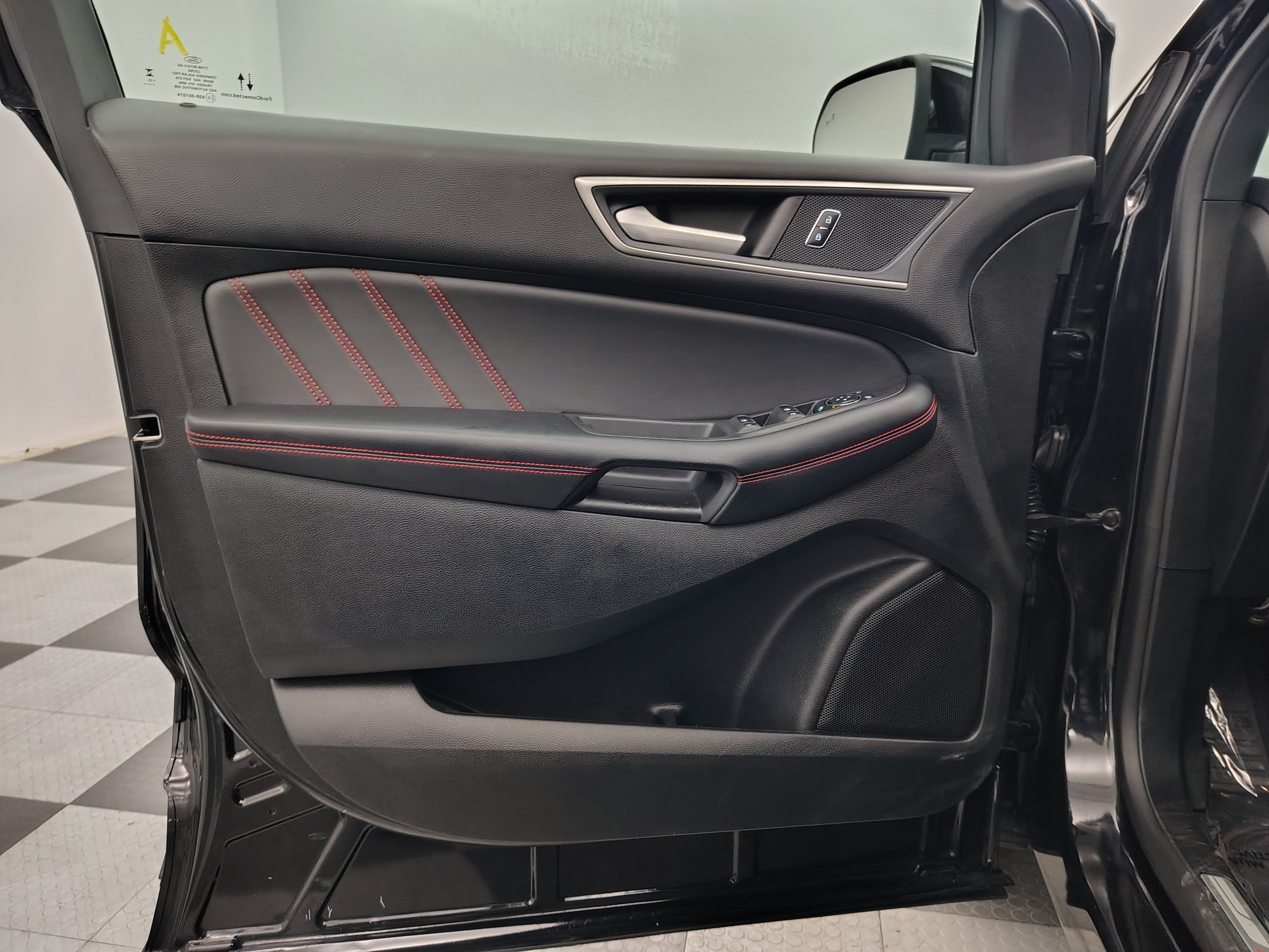 2023 Ford Edge ST-Line
